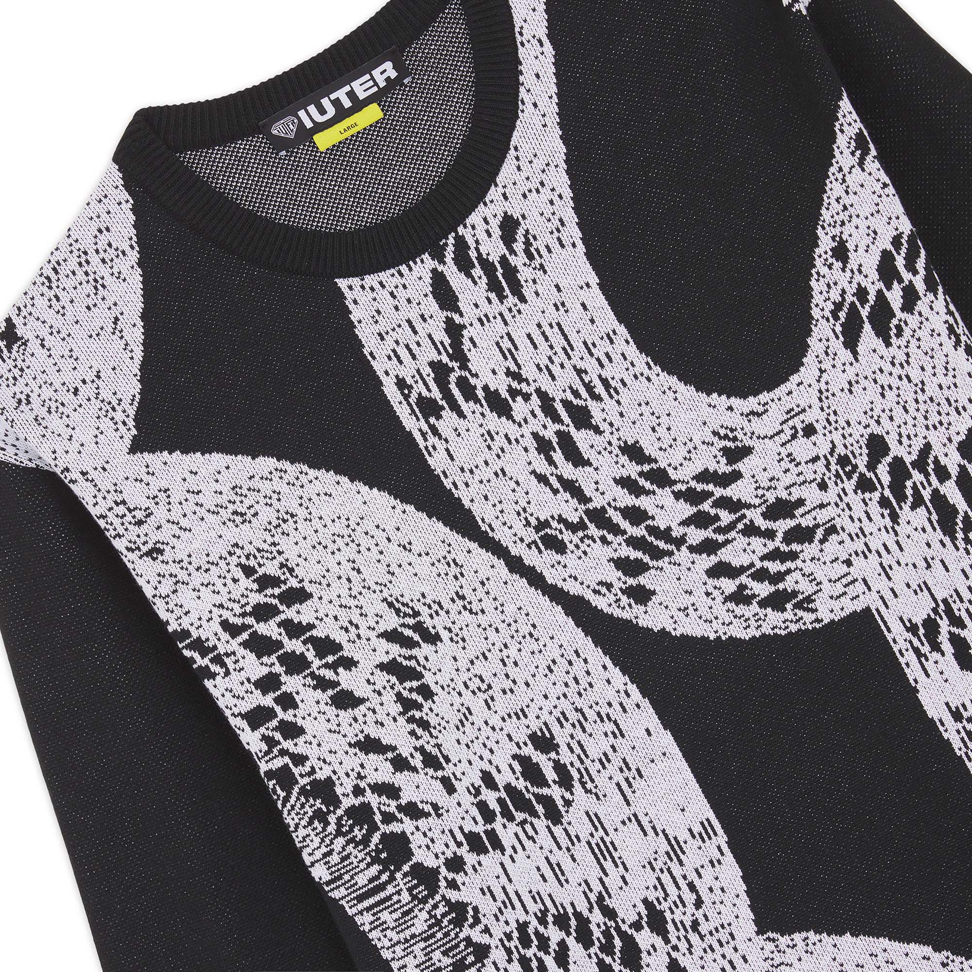 BOA_JUMPER_24WIJM05_BLACK_Image_3