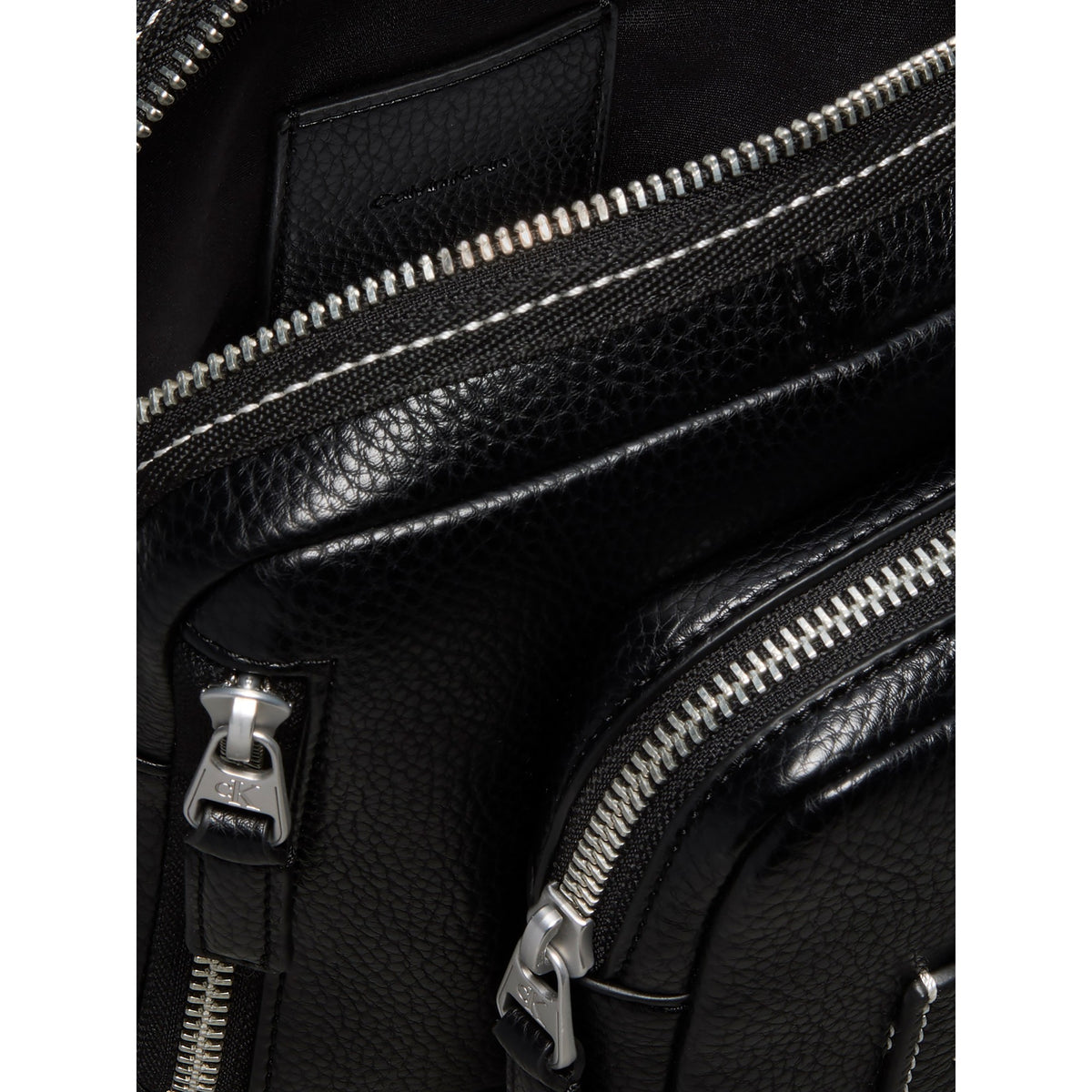 BOLD_PEBBLE_SQUARE_CROSSBODY_LV04D3450G_UB1_Image_4