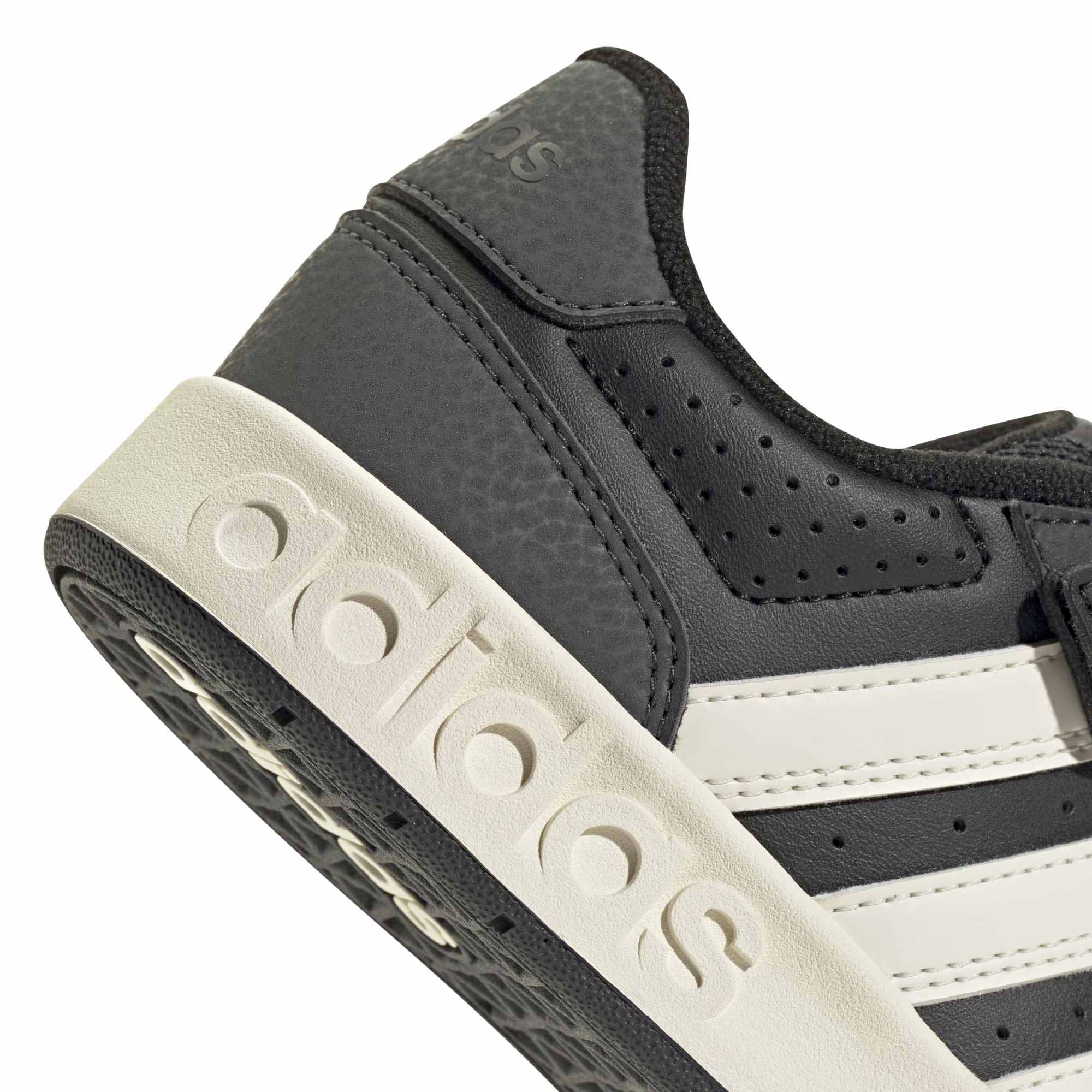 BREAKBASE_C_JR0204_CBLACKO_Image_6