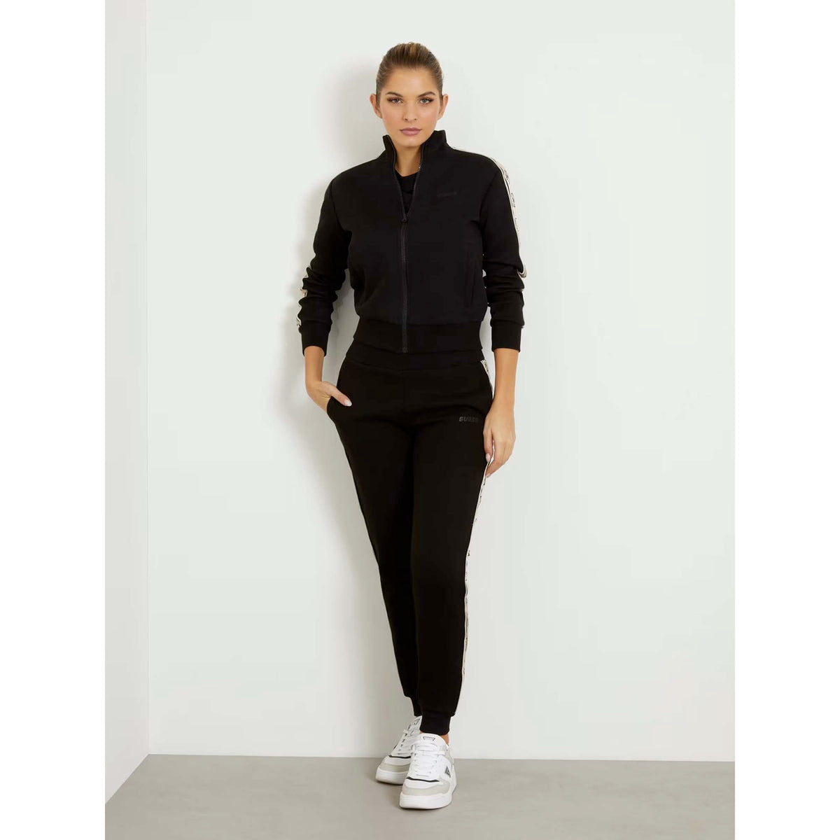 BRITNEY_FULL_ZIP_SWEATSHIRT_V2YQ16KB3P2_JBLK_Image_3