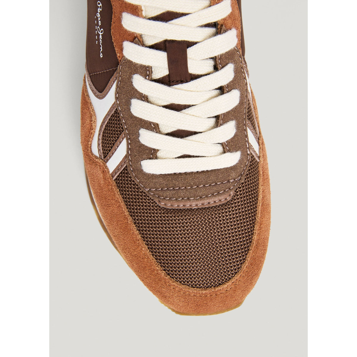BRIT_BOOST_M_PMS400048_198_Image_6