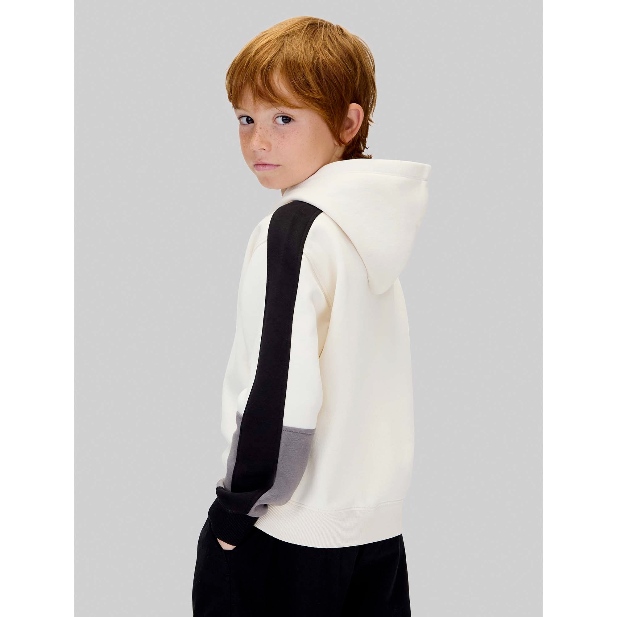 BRUSHED_FLEECE_CLR_BLOCK_HOODI_CKIB0IB02559T_PGB_Image_3