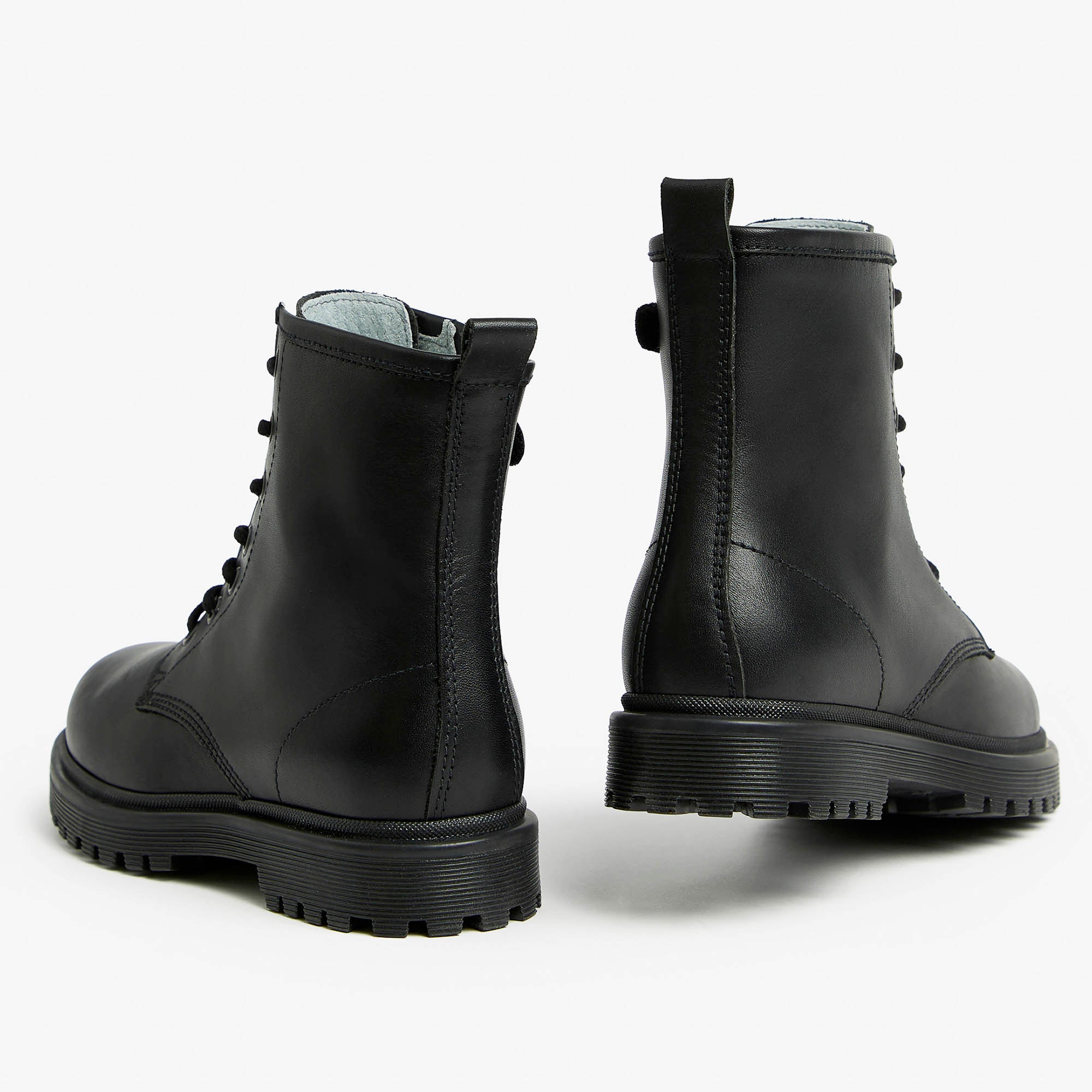 CAIRO_TR_BRENNA_ESCORT_NER_I533473F_100_Image_3