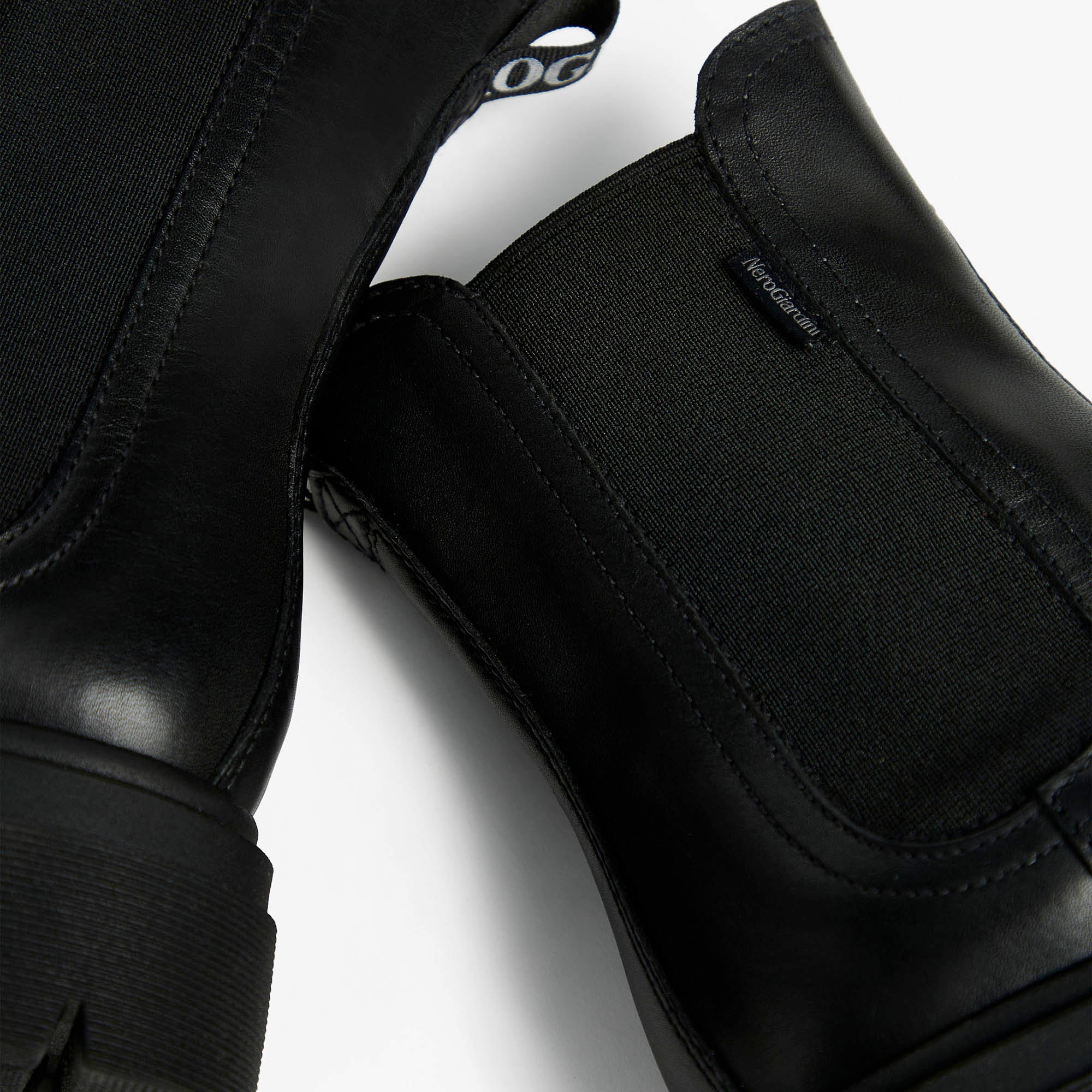 CAIRO_TR_PISTOIA_LEONOR_LI_I533511F_100_Image_4