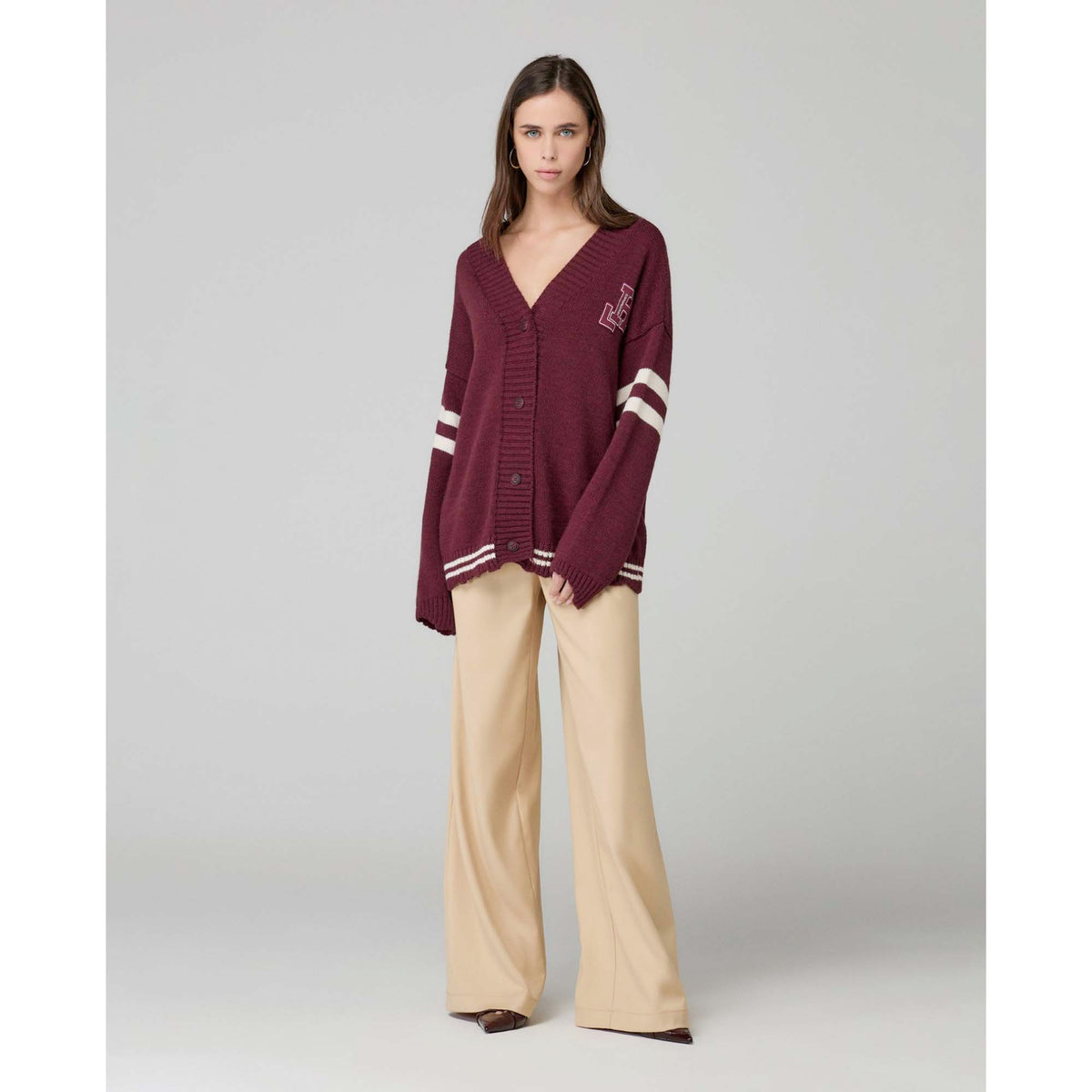 CARDIGAN_CON_ROTTURE_RIGHE_E_PATCH_COLLEGE_HMABW02087MTTM0001_RS02_Image_5