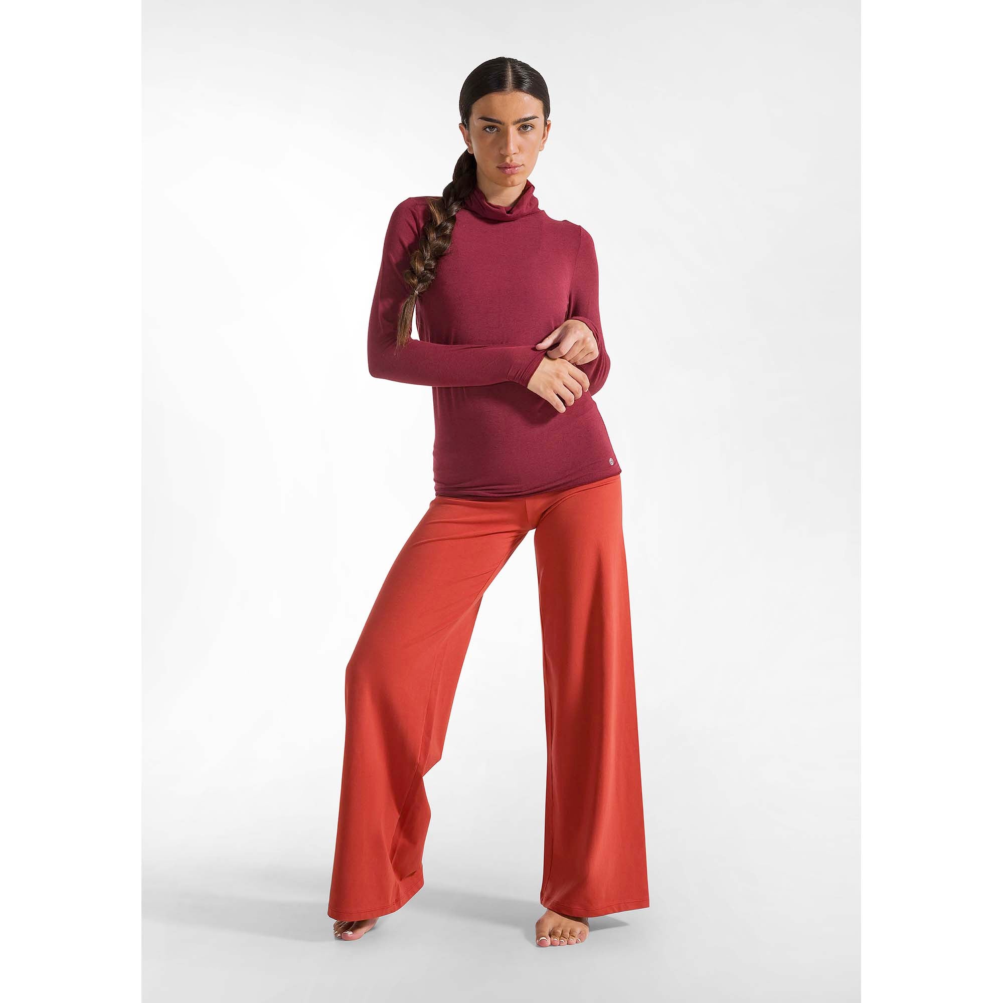 CASHMERE_BLEND_HIGH_NECK_T-SHIRT_A00661_26228_Image_5