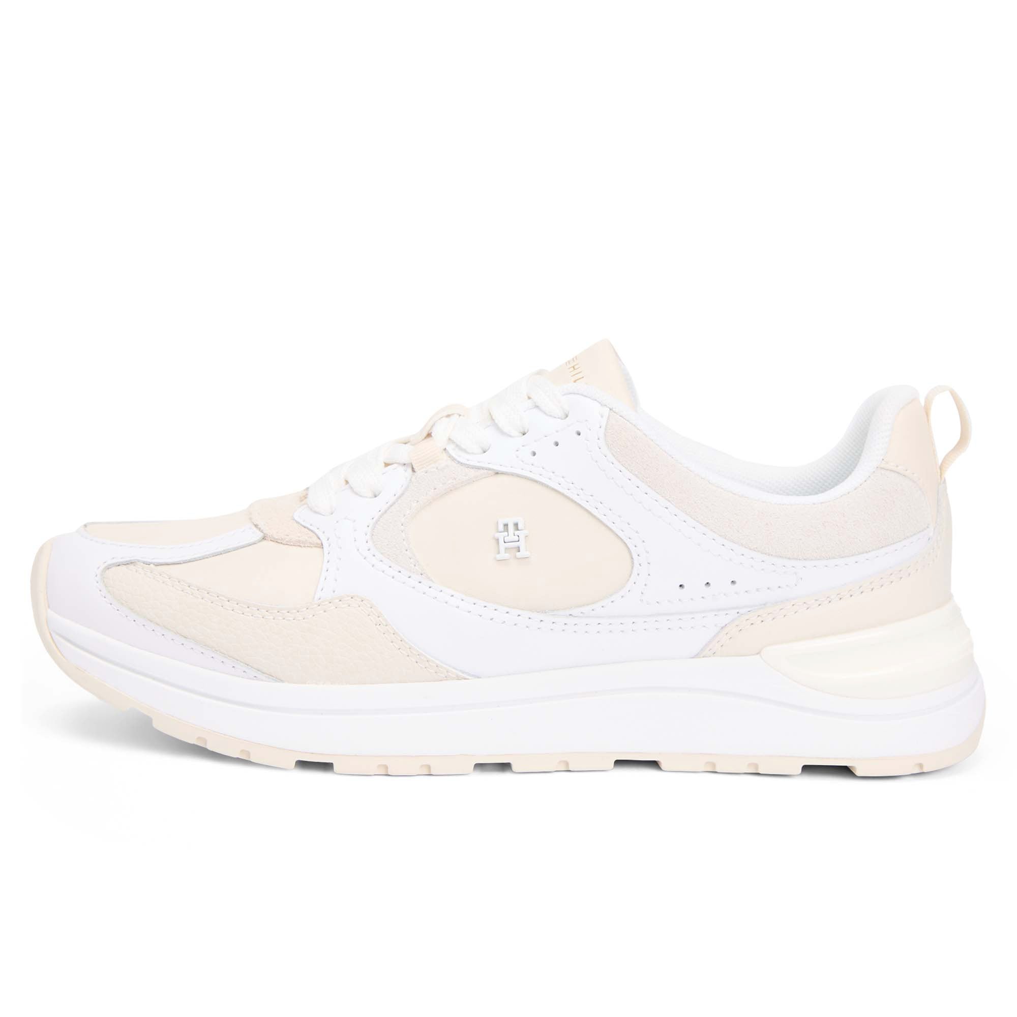 CASUAL_FASHION_RUNNE_FW0FW09034_0K4_Image_1