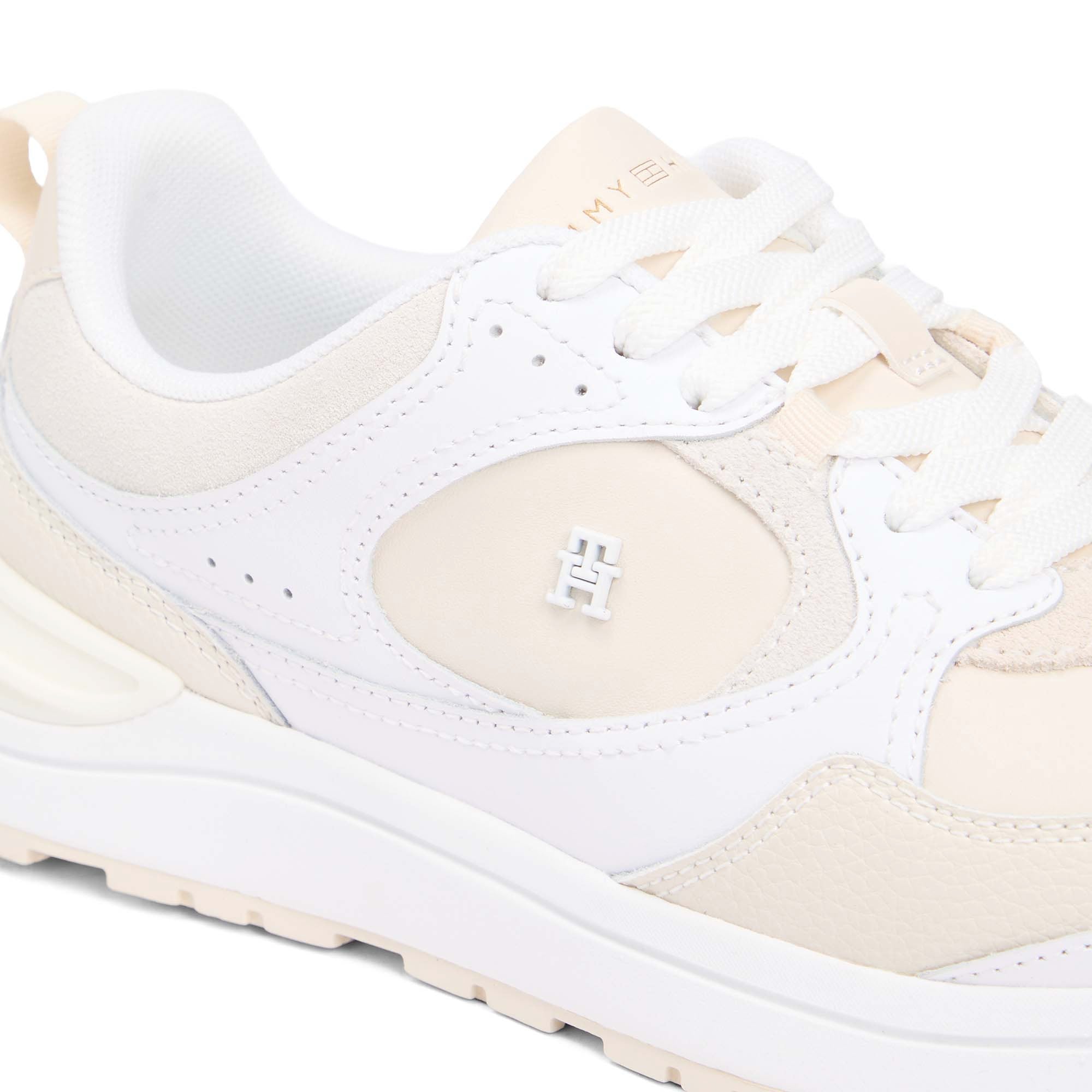 CASUAL_FASHION_RUNNE_FW0FW09034_0K4_Image_6