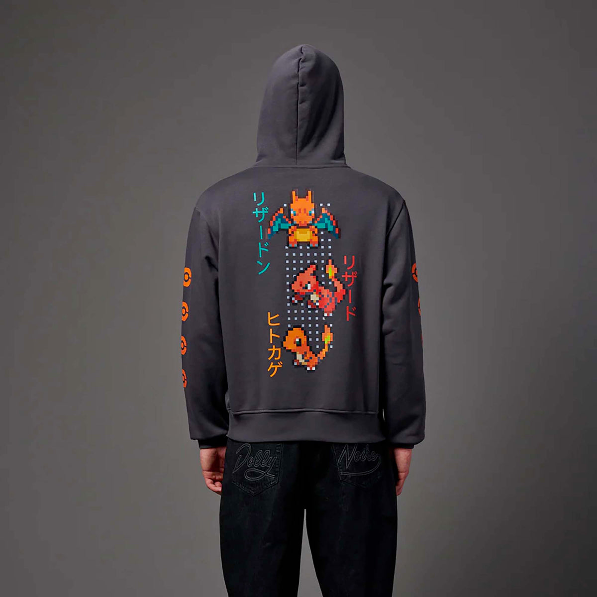 CHARIZARD_EVOLUTION_HOODIE_SW1150GQ_03_Image_4