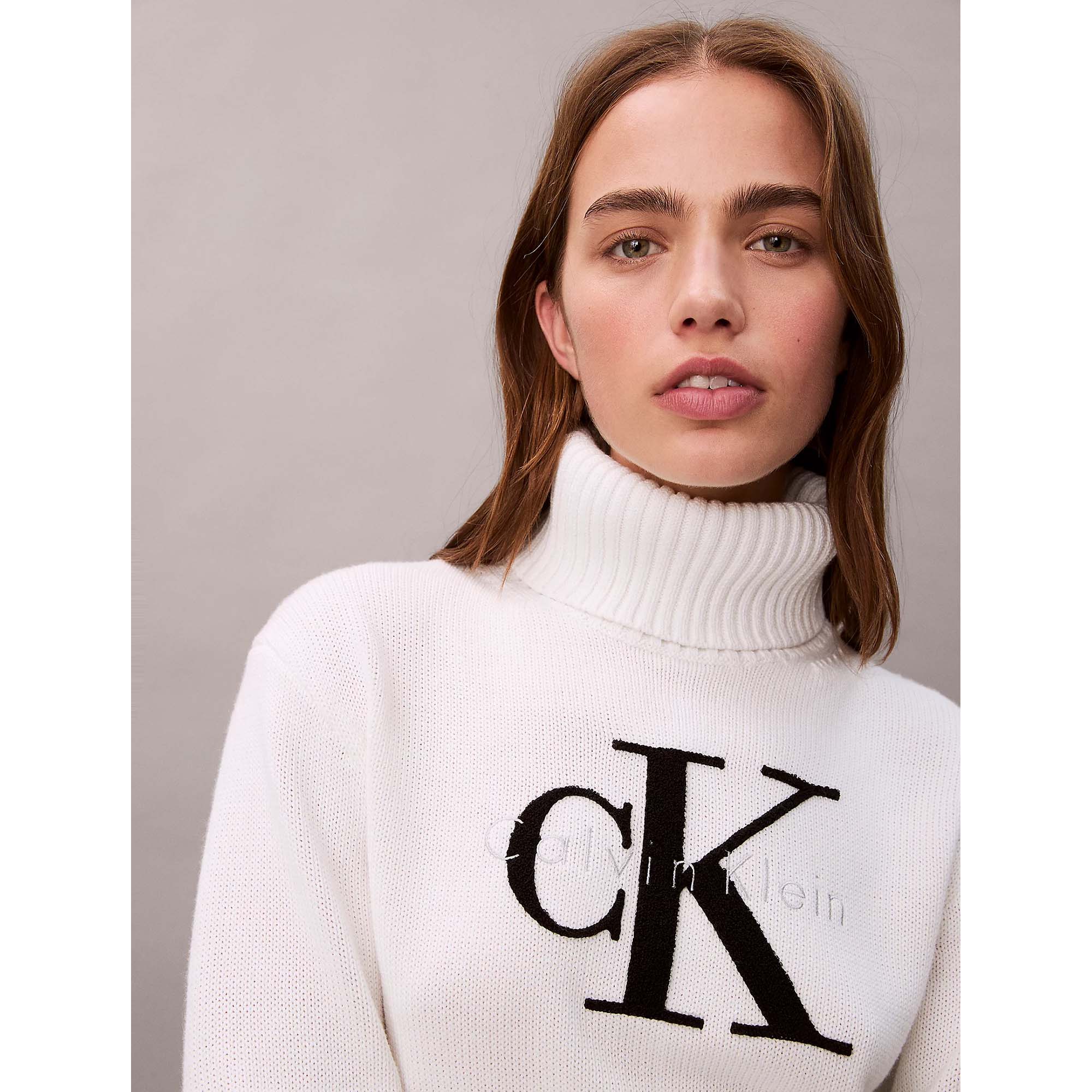 CHENILLE_MONOLOGO_SW_LV047D354G_YAA_Image_4