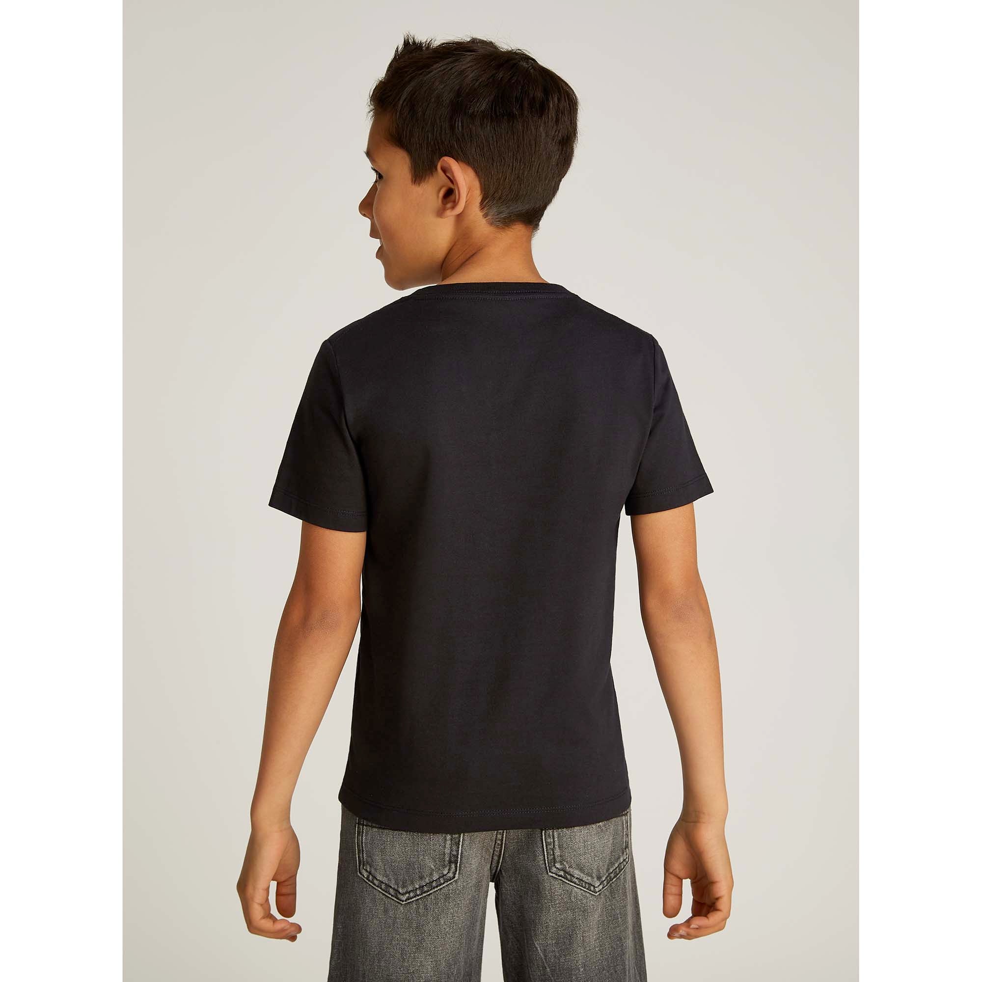 CHEST_INSTLOGO_SS_T-SHIRT_CKIU0IU00683T_BEH_Image_5