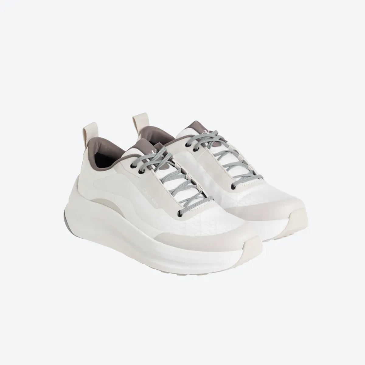CHUNKY_RUNNER_LACEUP_YW0YW02077_0K6_Image_2