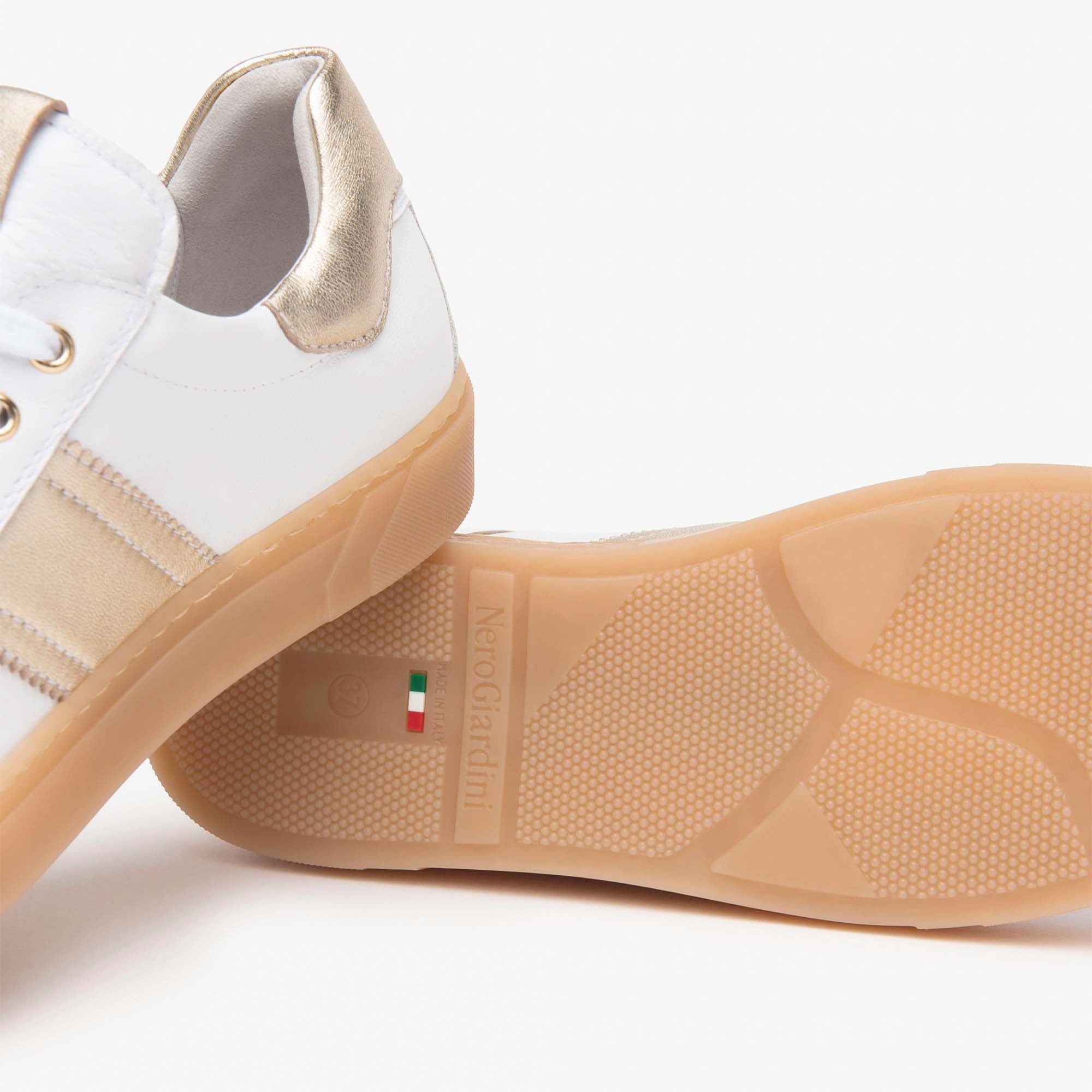 CILE_ETOILE_MIELE_TR_MALAGA_1074_PARA_E513006D_707_Image_5