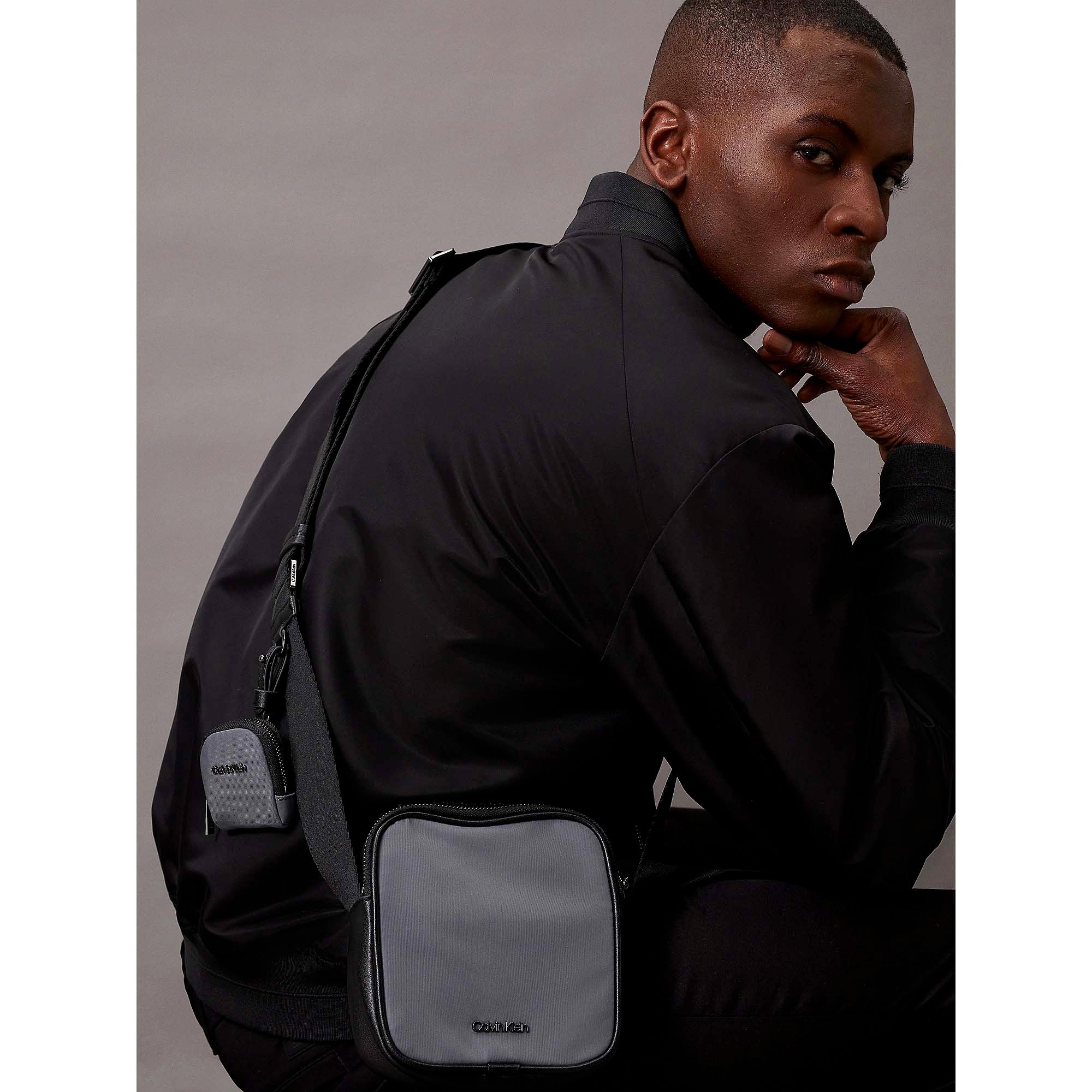 CK_EST_NYLON_CUBE_REPORTER_K50K512113_PCX_Image_5