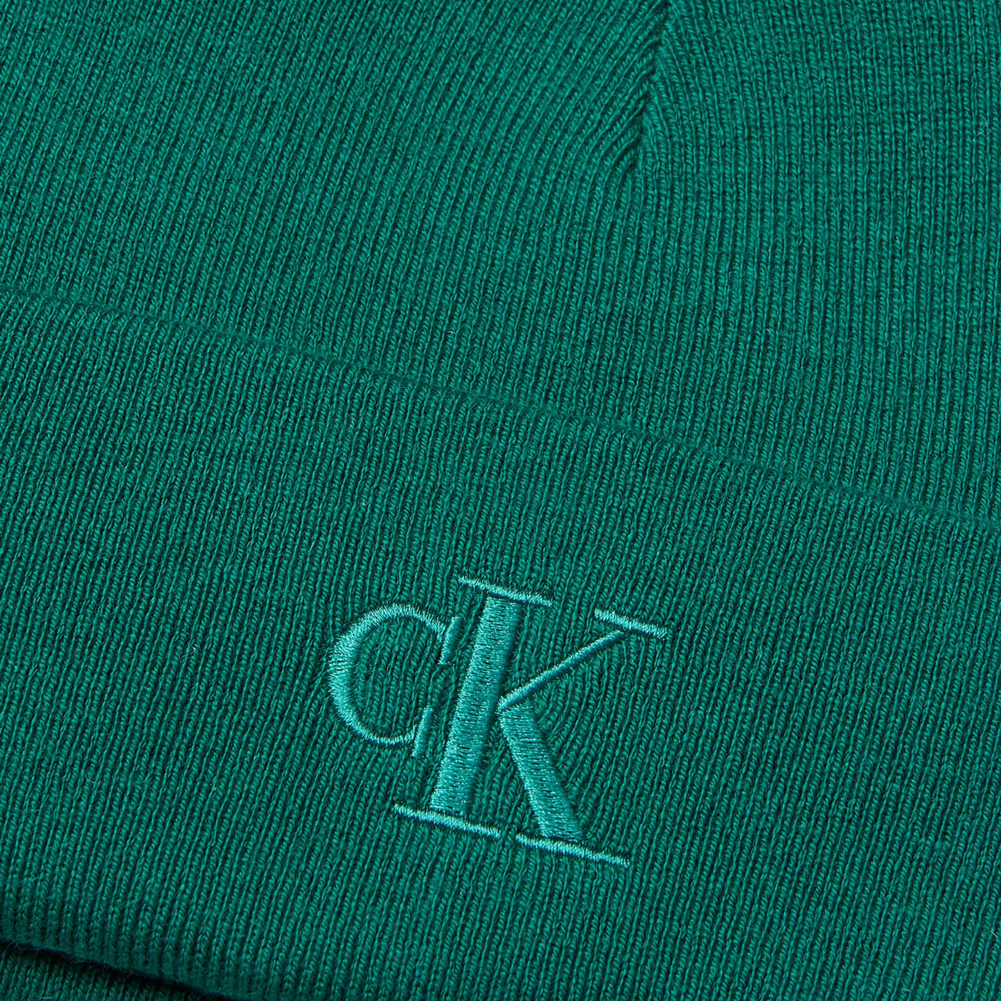 CK_FINE_RIB_BEANIE_LV04D8020G_WCS_Image_3