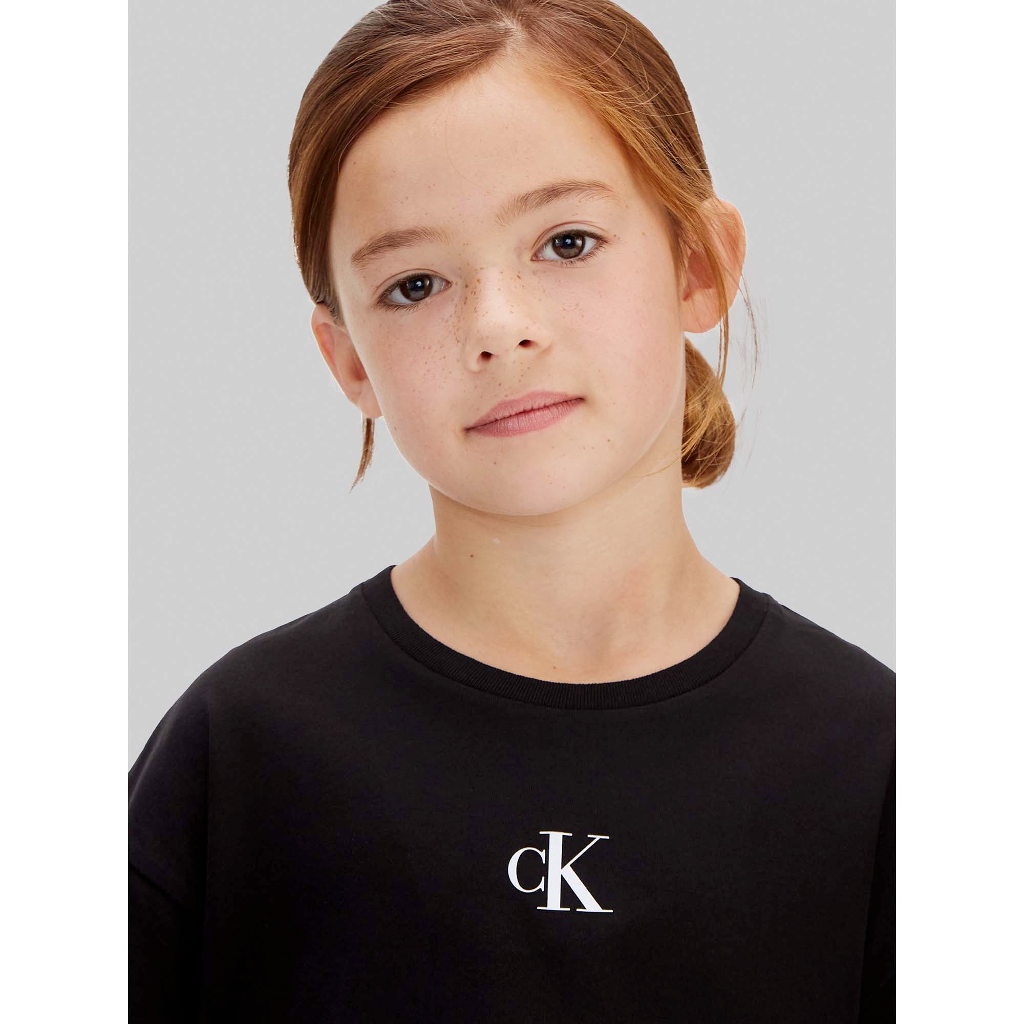 CK_LOGO_BOXY_T-SHIRT_CKIG0IG02136T_BEH_Image_4