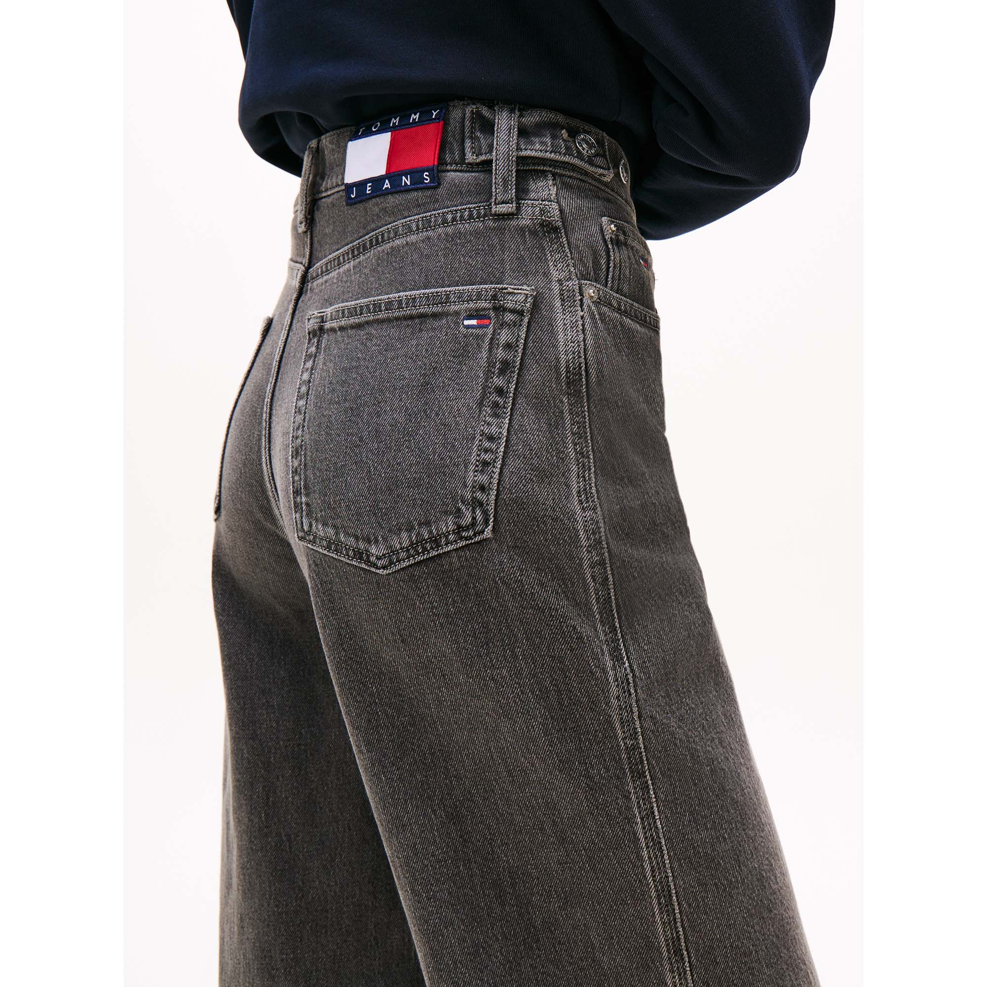 CLAIRE_HR_WD_TAB_CI4_DW0DW21795_1DA_Image_4