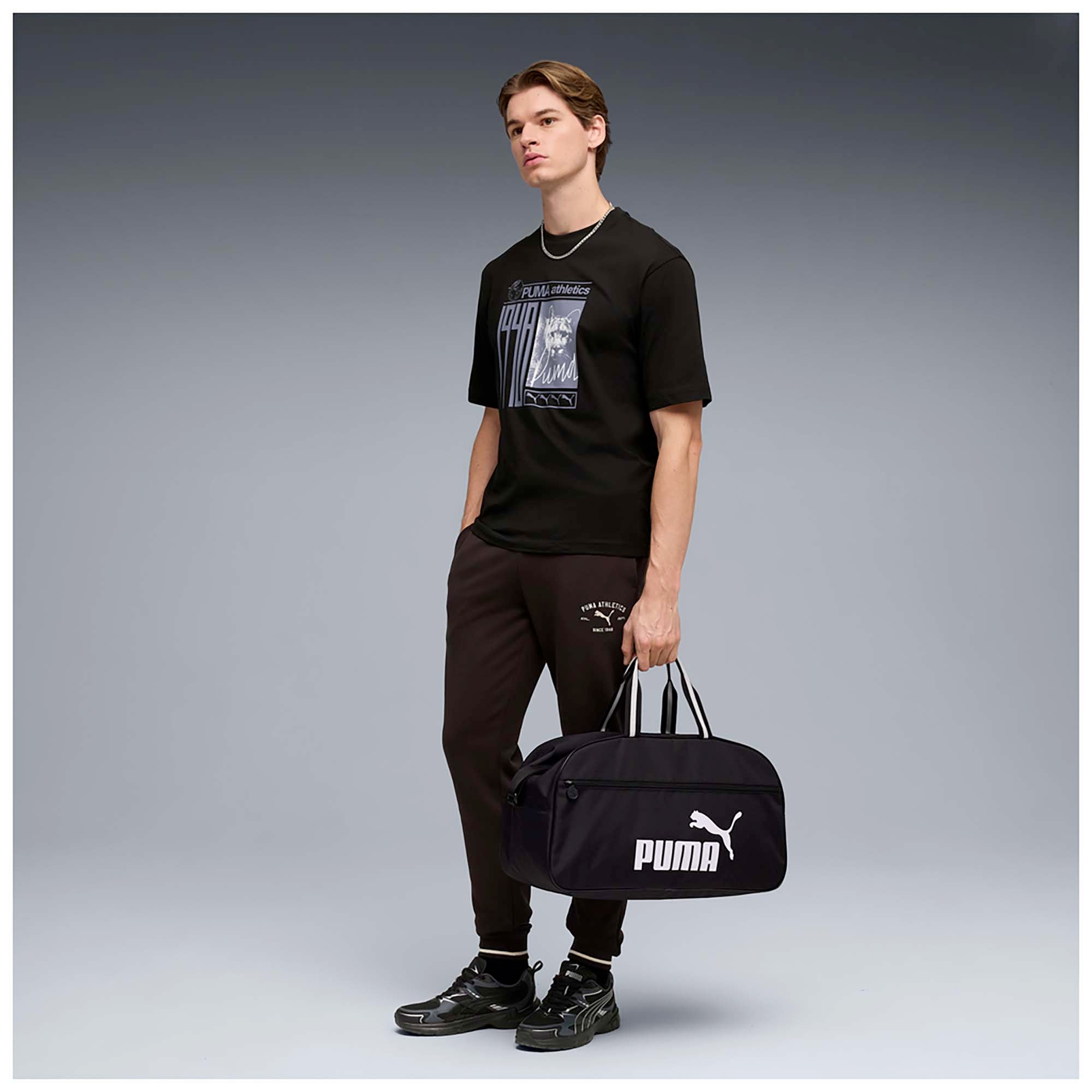 CLASS_SWEATPANTS_692229_01_Image_4