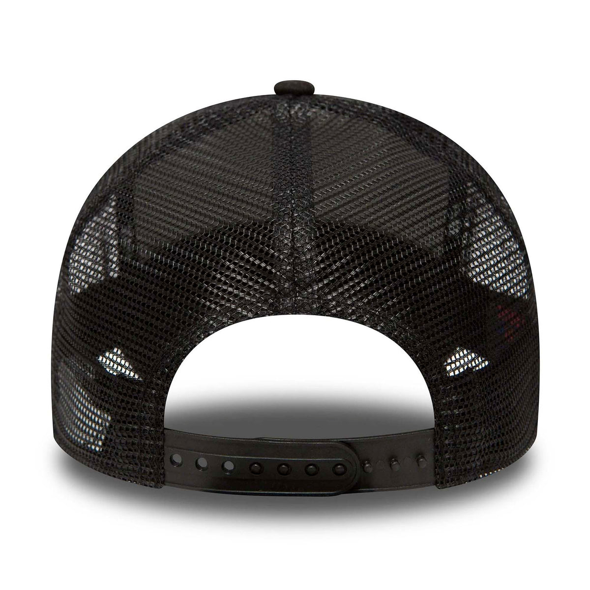 CLEAN_TRUCKER_NEYYAN_BLKBLK_11579474_001_Image_4