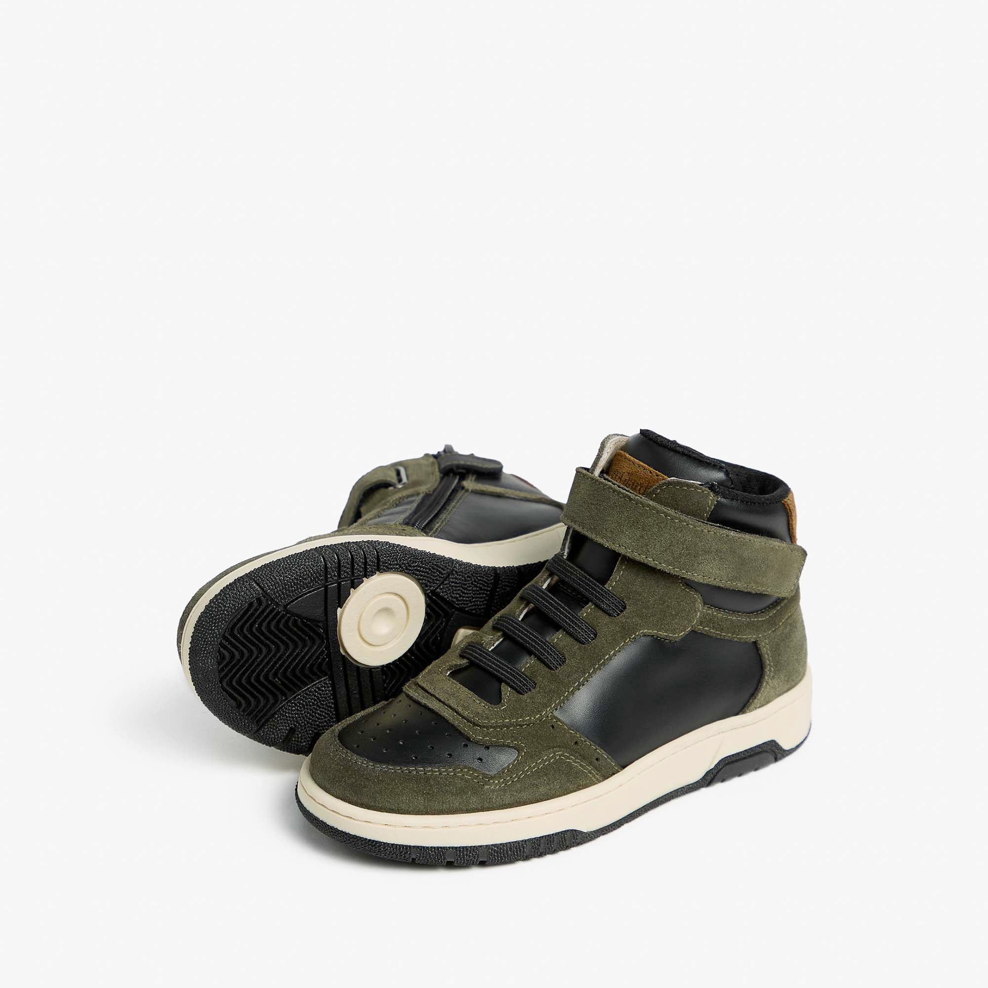 COLORADO_PERSEO_NERO_VELOUR_MALTO_TR_VADO_3136_NER_I534843M_503_Image_2