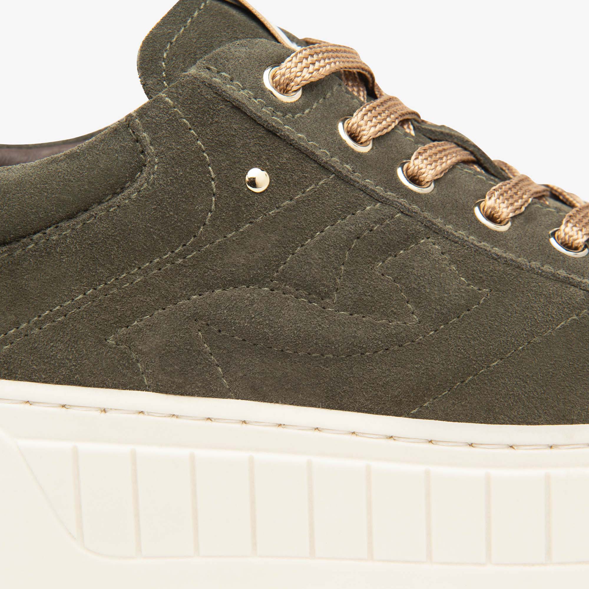 COLORADO_TBRILL_PLATINO_6074_TR_SPECCHIA_1040_LIG_I514201D_503_Image_3