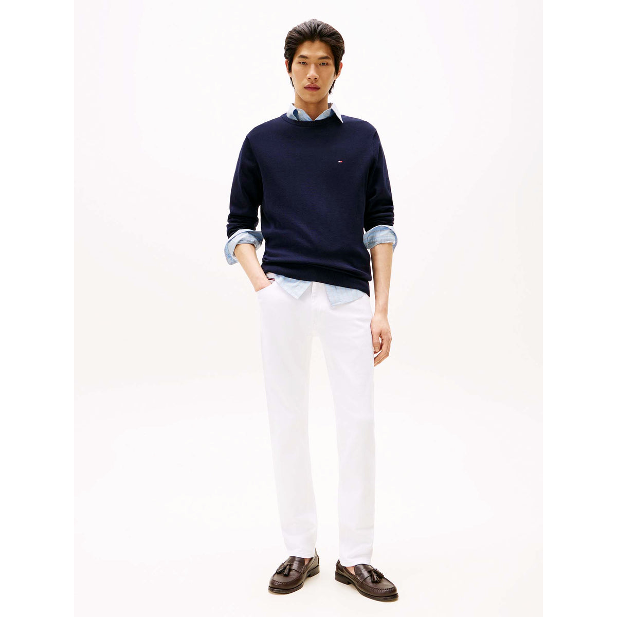 CORE_ESSENTIAL_COTTON_CREW_NECK_MW0MW14748_DW5_Image_4