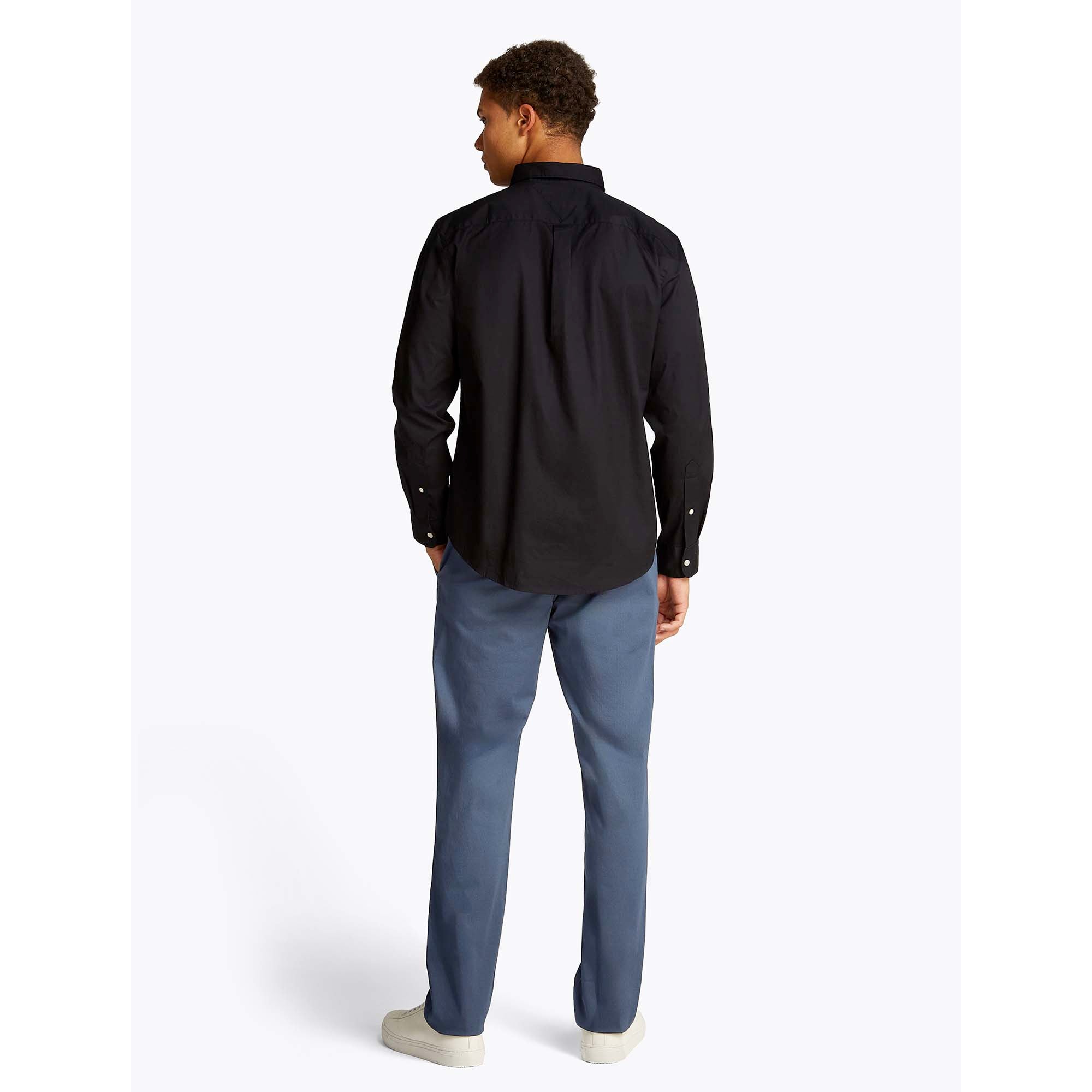 CORE_FLEX_POPLIN_SOL_BDS_MW0MW39988_BDS_Image_3