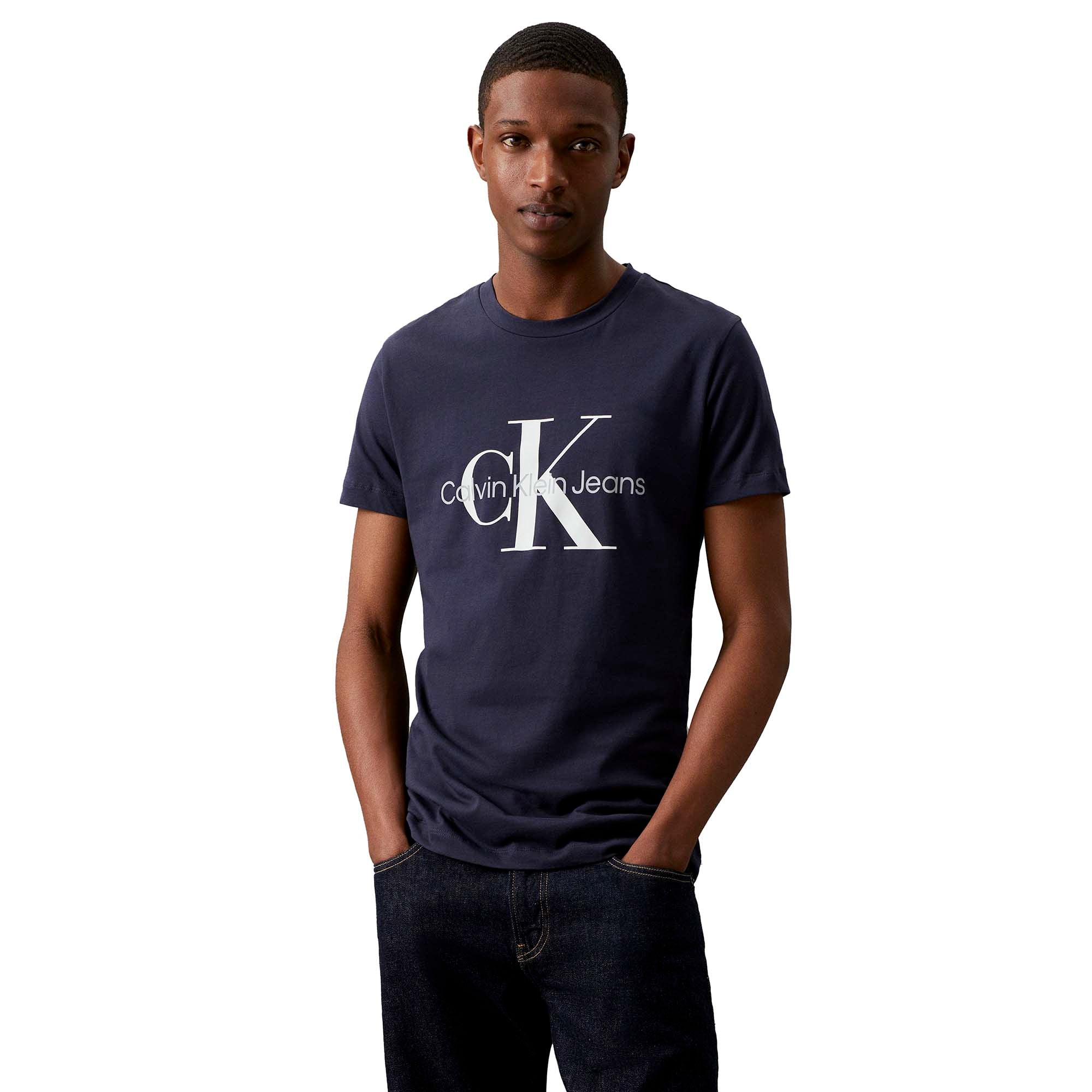 CORE_MONOLOGO_SLIM_T_CHW_J30J320935_CHW_Image_1