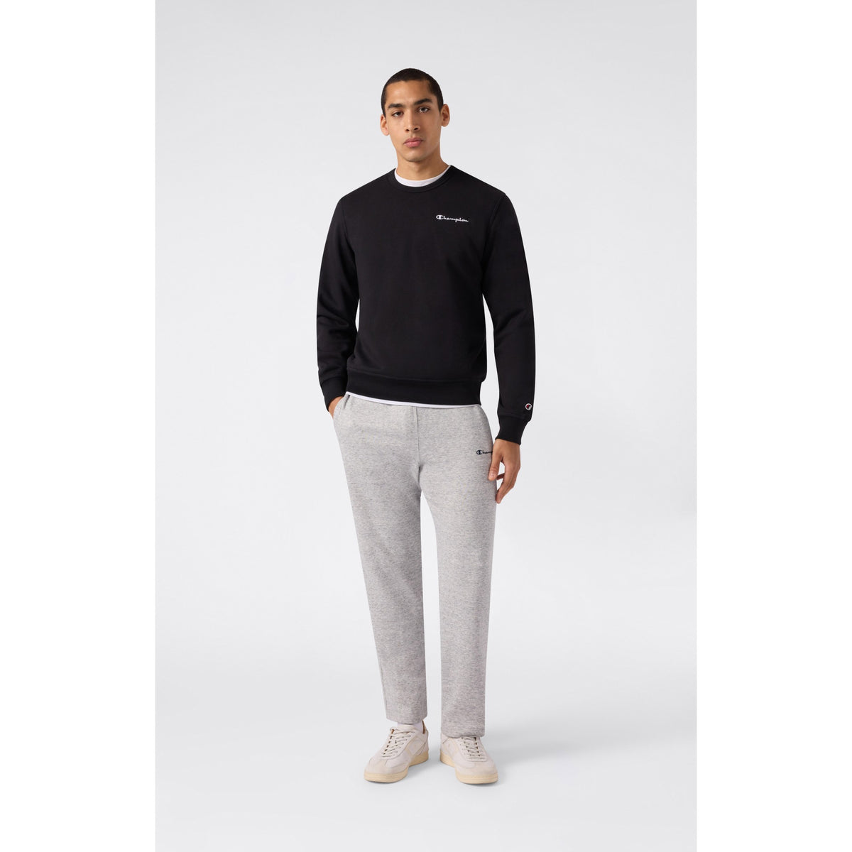 CREWNECK_SWEATSHIRT_221792_KK001_Image_4