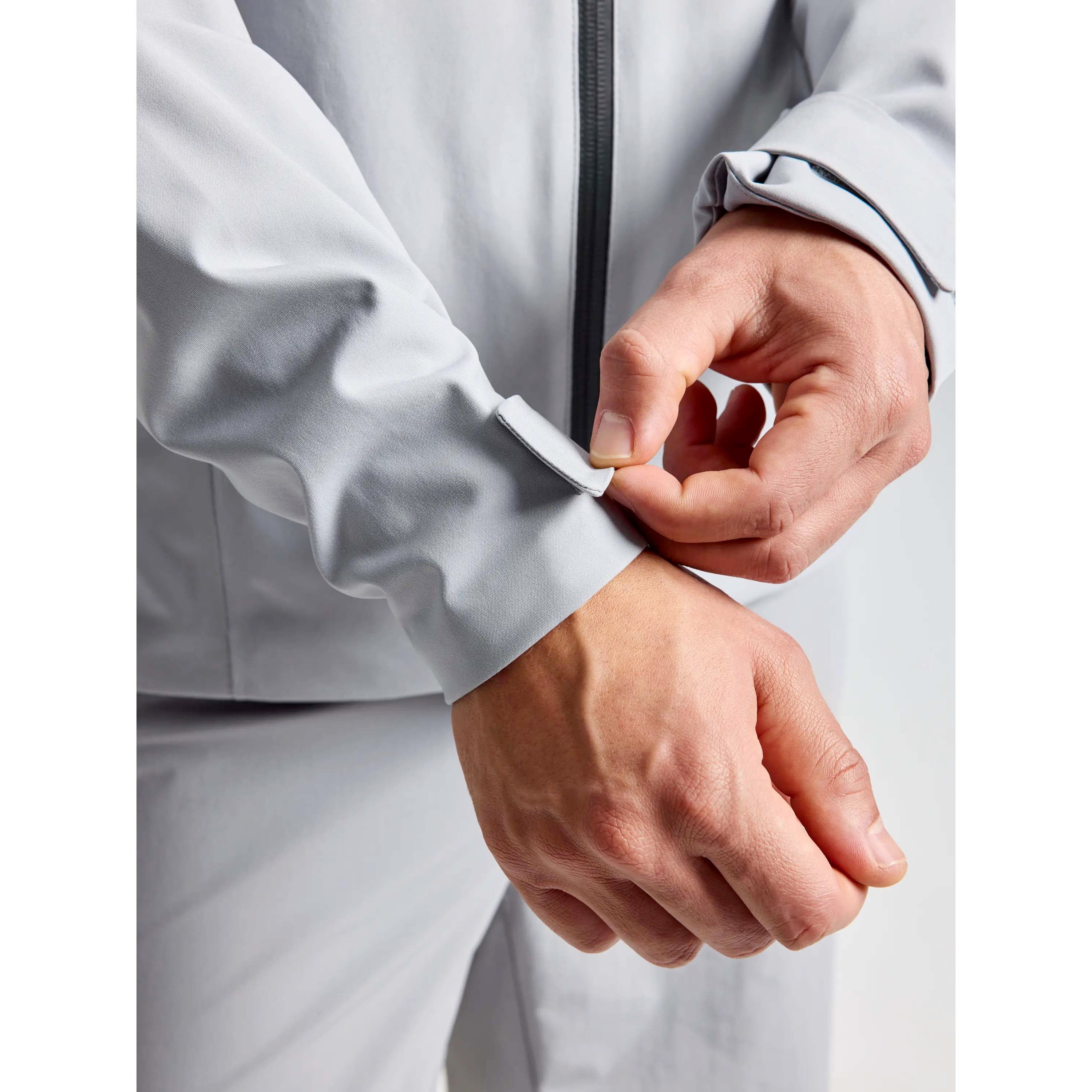 CREW_HOODED_JACKET_A101003S00_W05_Image_8