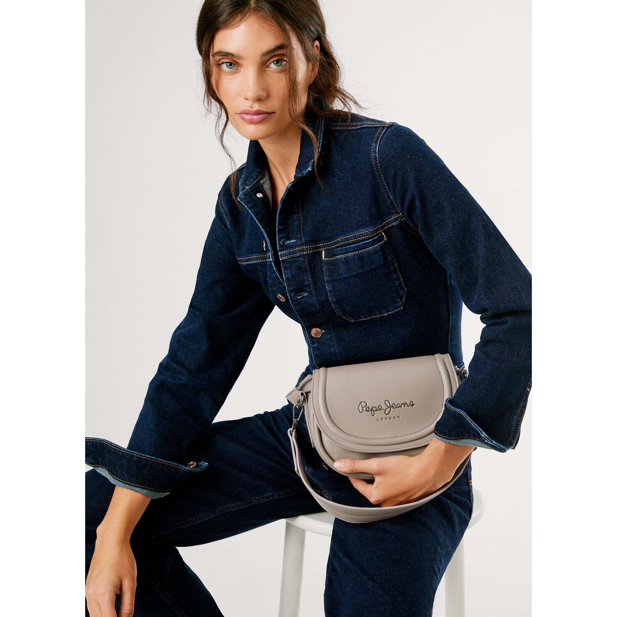 CRISHA_CODE_PL0300006_940_Image_7