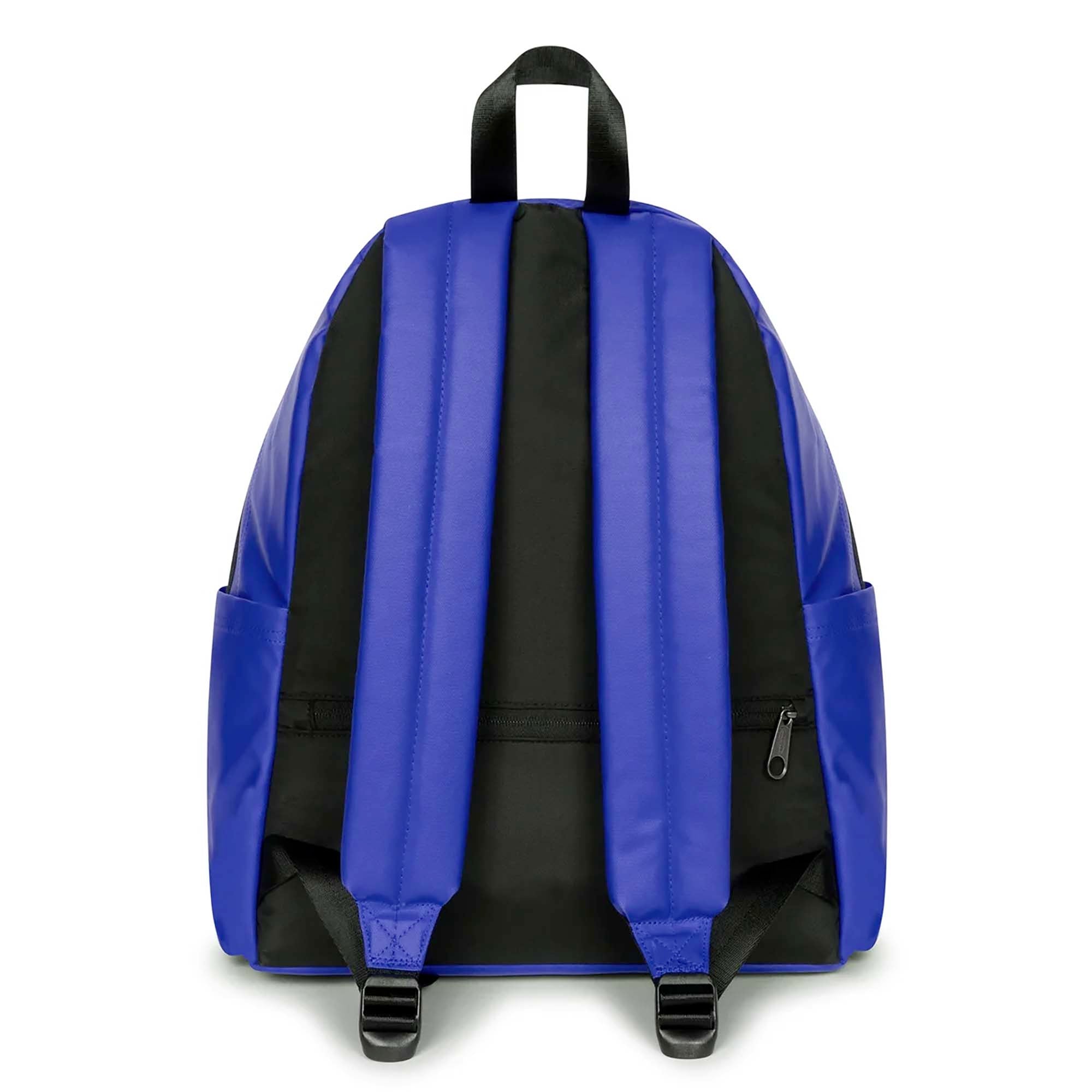 DAY_PAKR_EK0A5BG4_8V0_Image_3