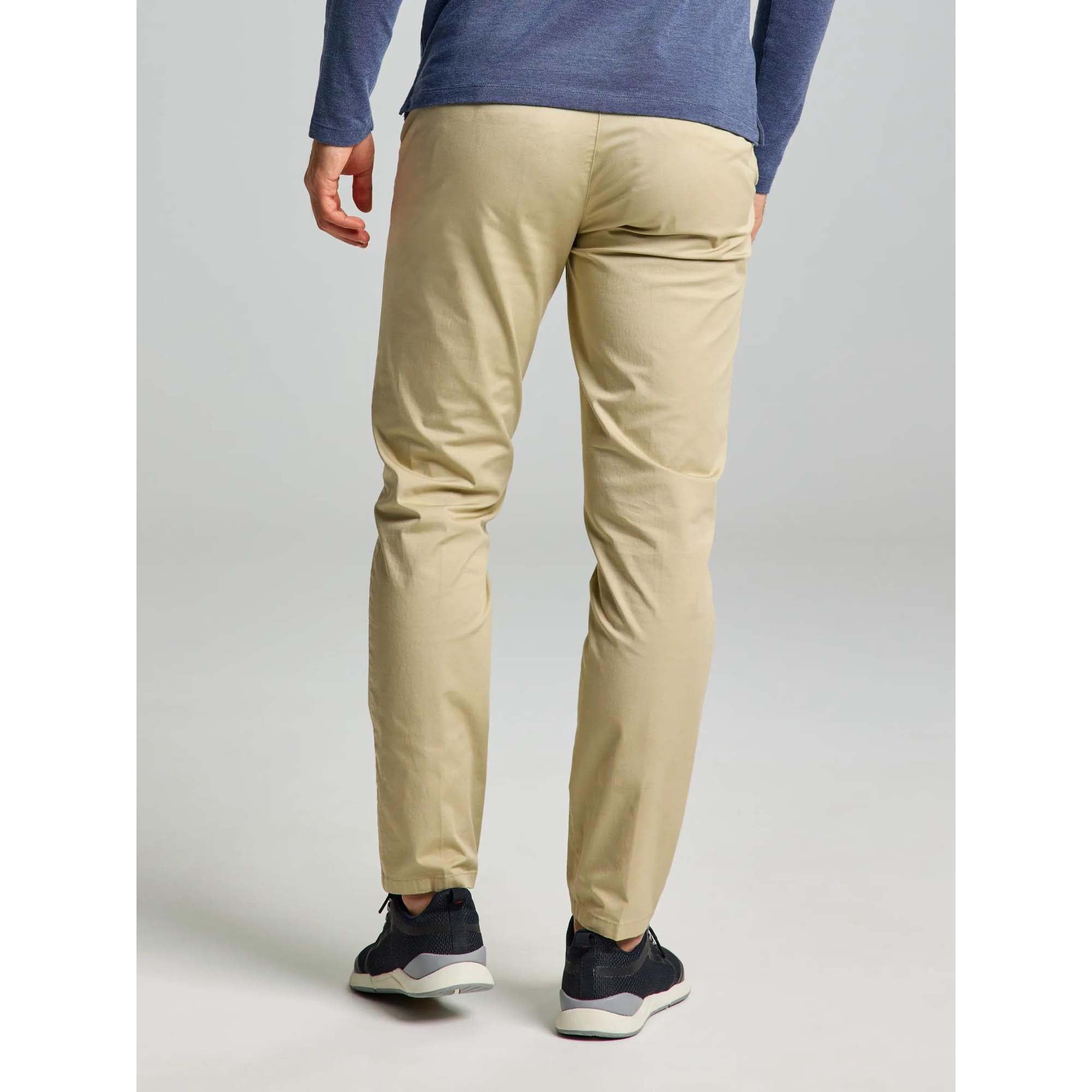 DECK_LGT_CHINO_PANT_A104004S00_W09_Image_2