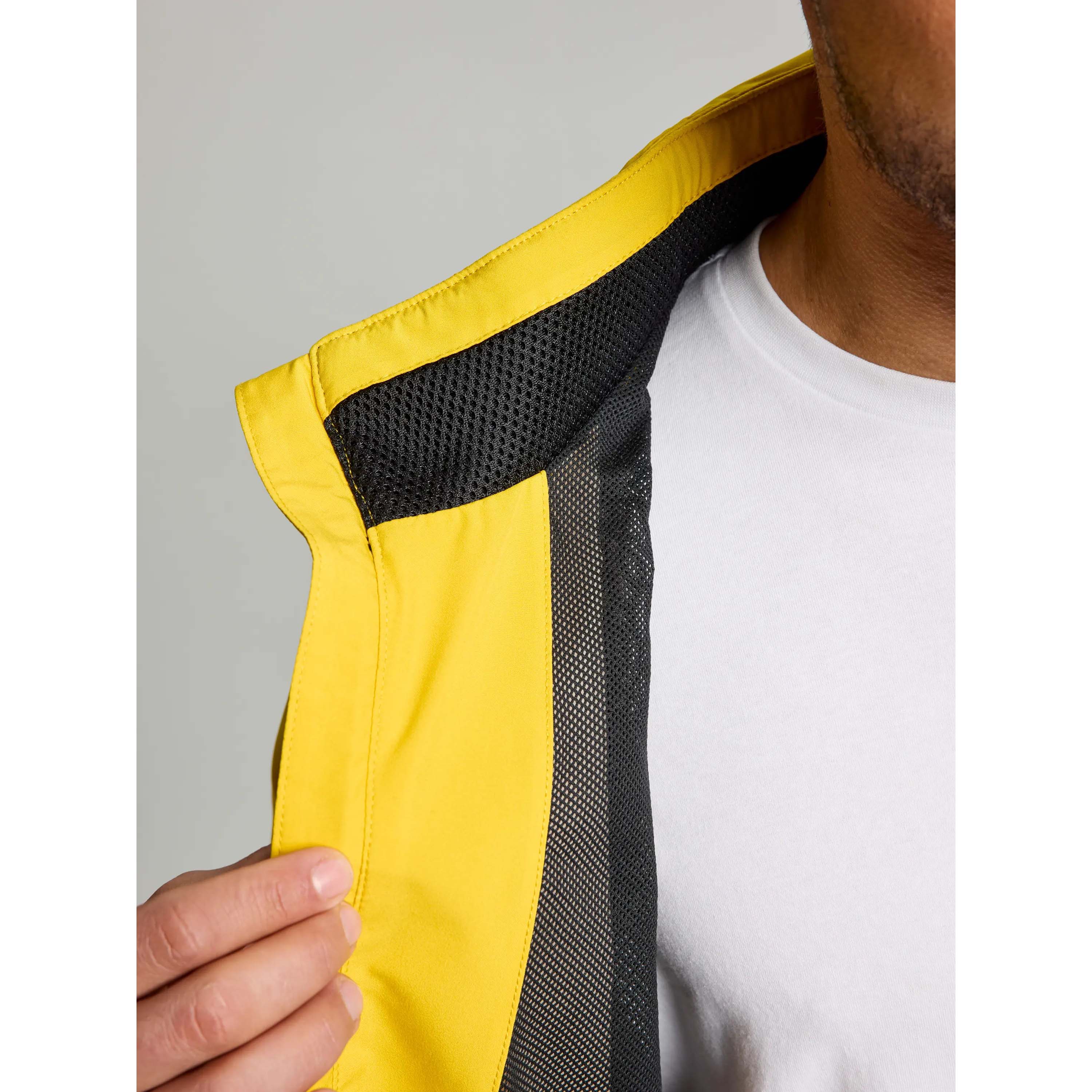 DECK_LGT_WP_JACKET_A123005S00_W41_Image_6