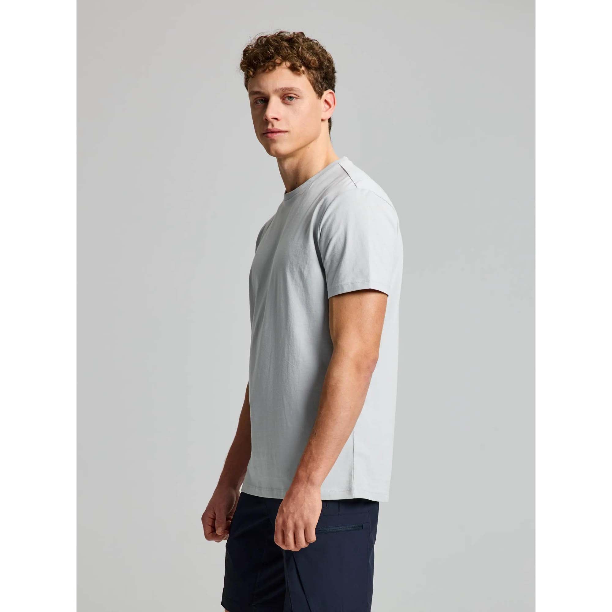 DECK_T-SHIRT_A112001S01_W04_Image_3