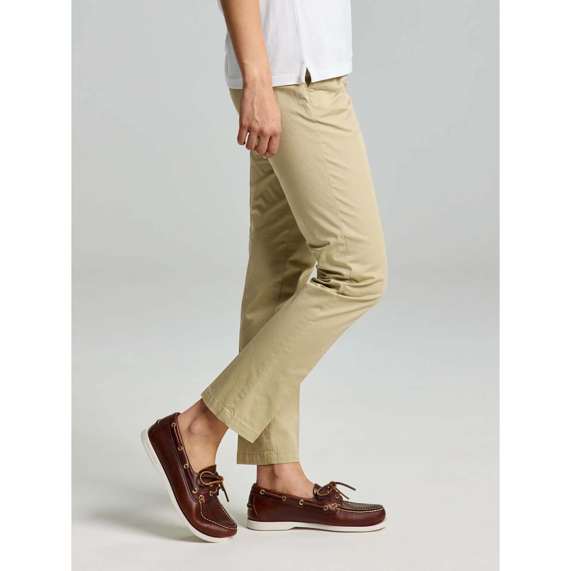 DECK_WS_LGT_CHINO_PANT_A904003S00_W09_Image_3