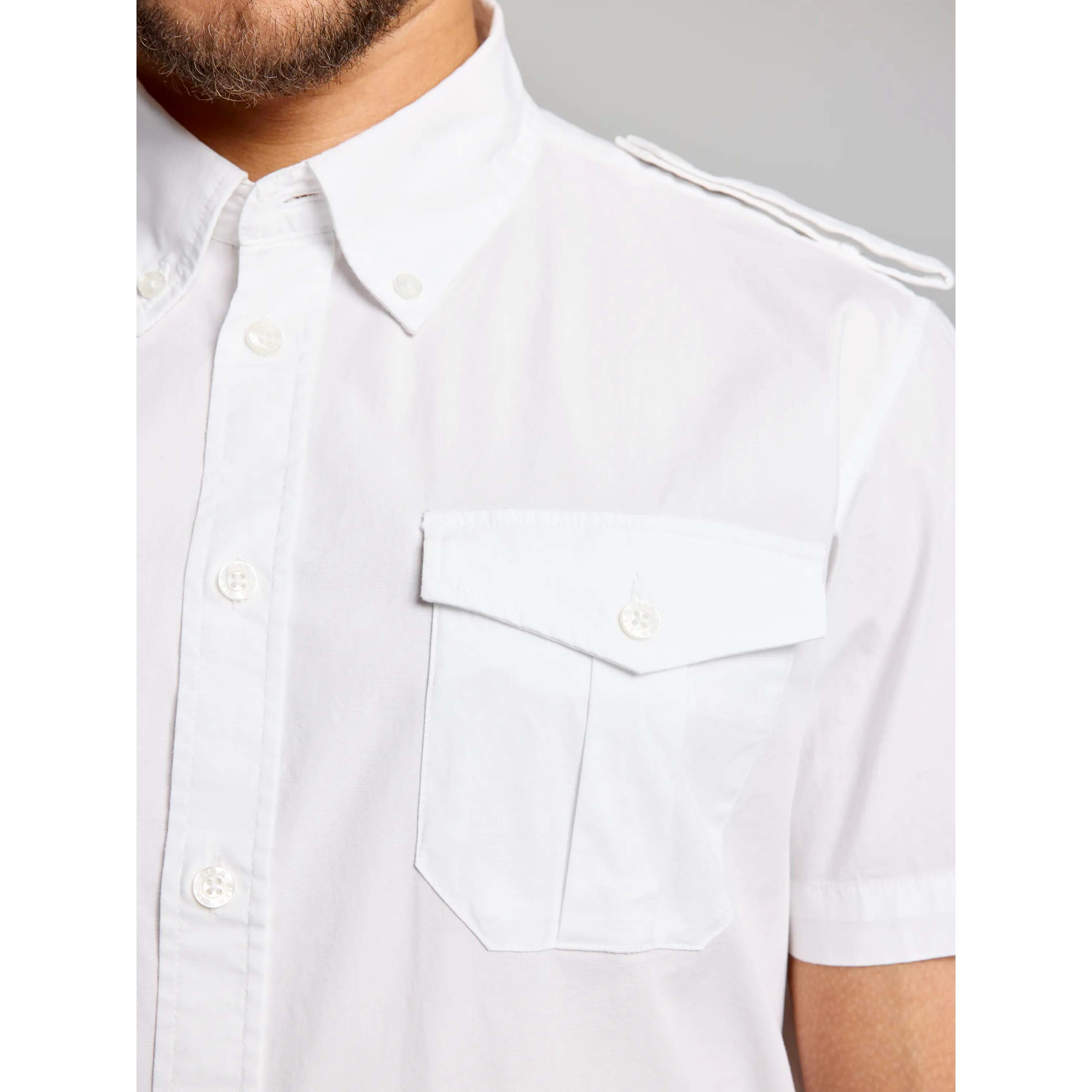 DECK_YACHT_SHIRT_A105005S00_W02_Image_5
