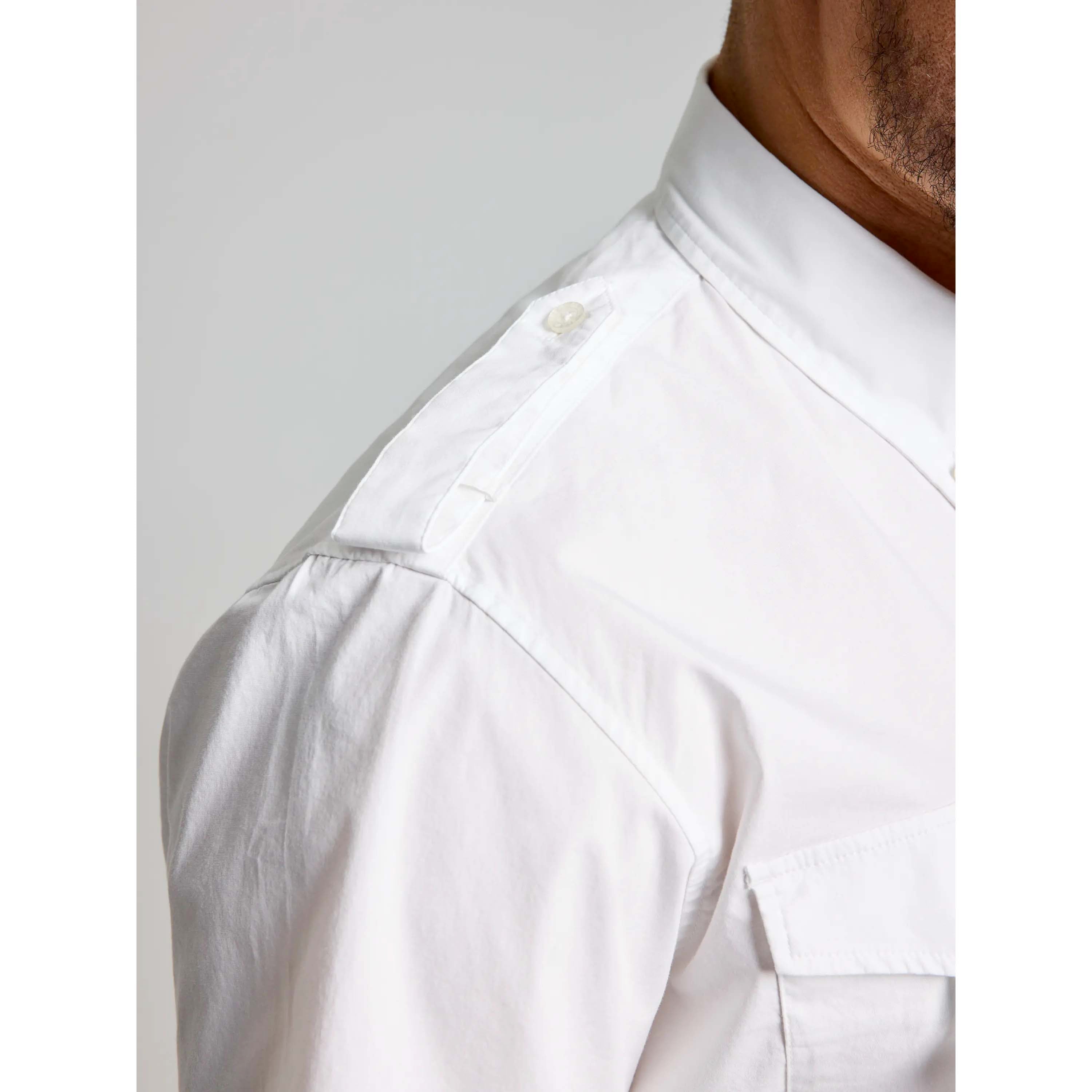 DECK_YACHT_SHIRT_A105005S00_W02_Image_6