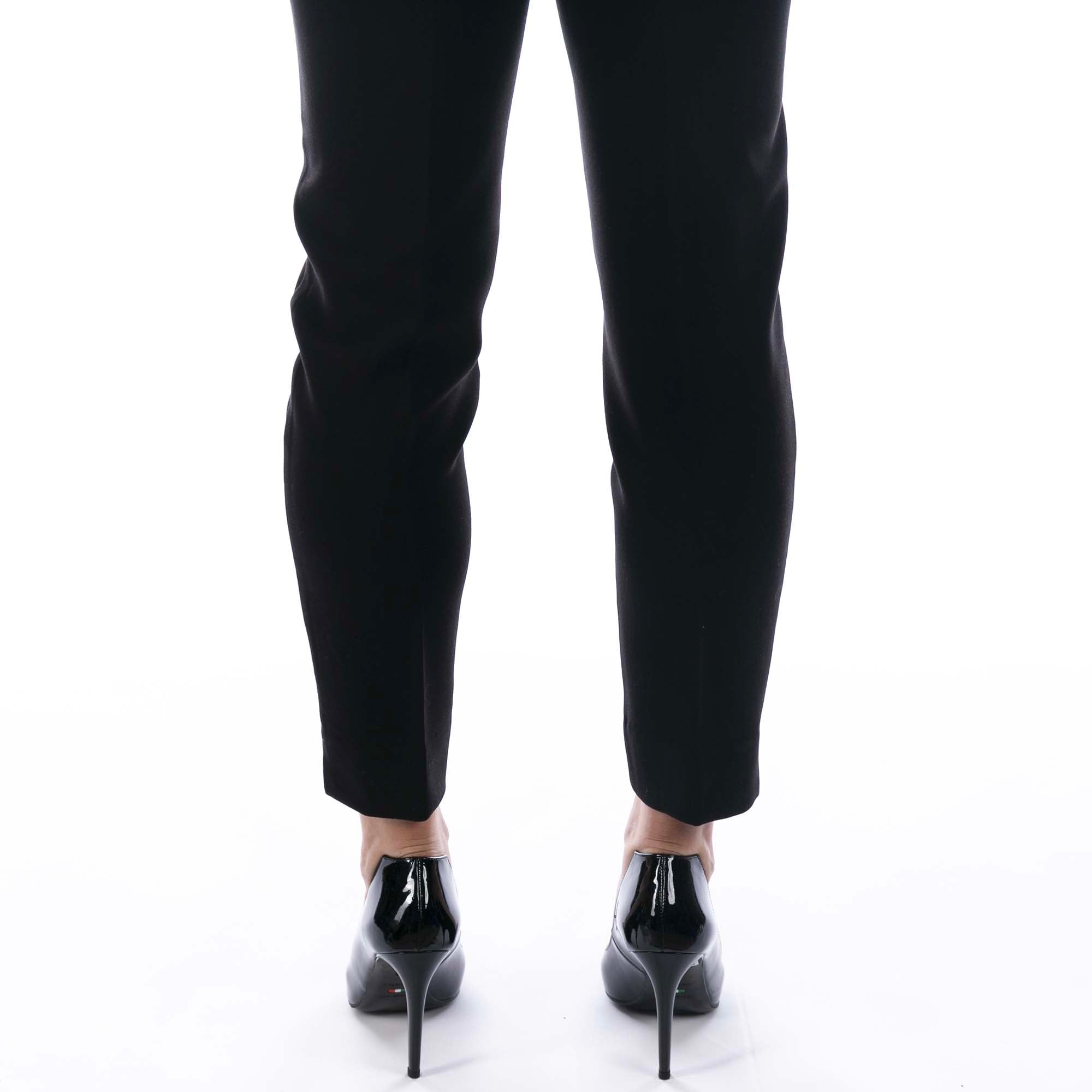 DECOLLETE_NEROGIARDINI_VERNICE_NERO_E211041DE_100_Image_4