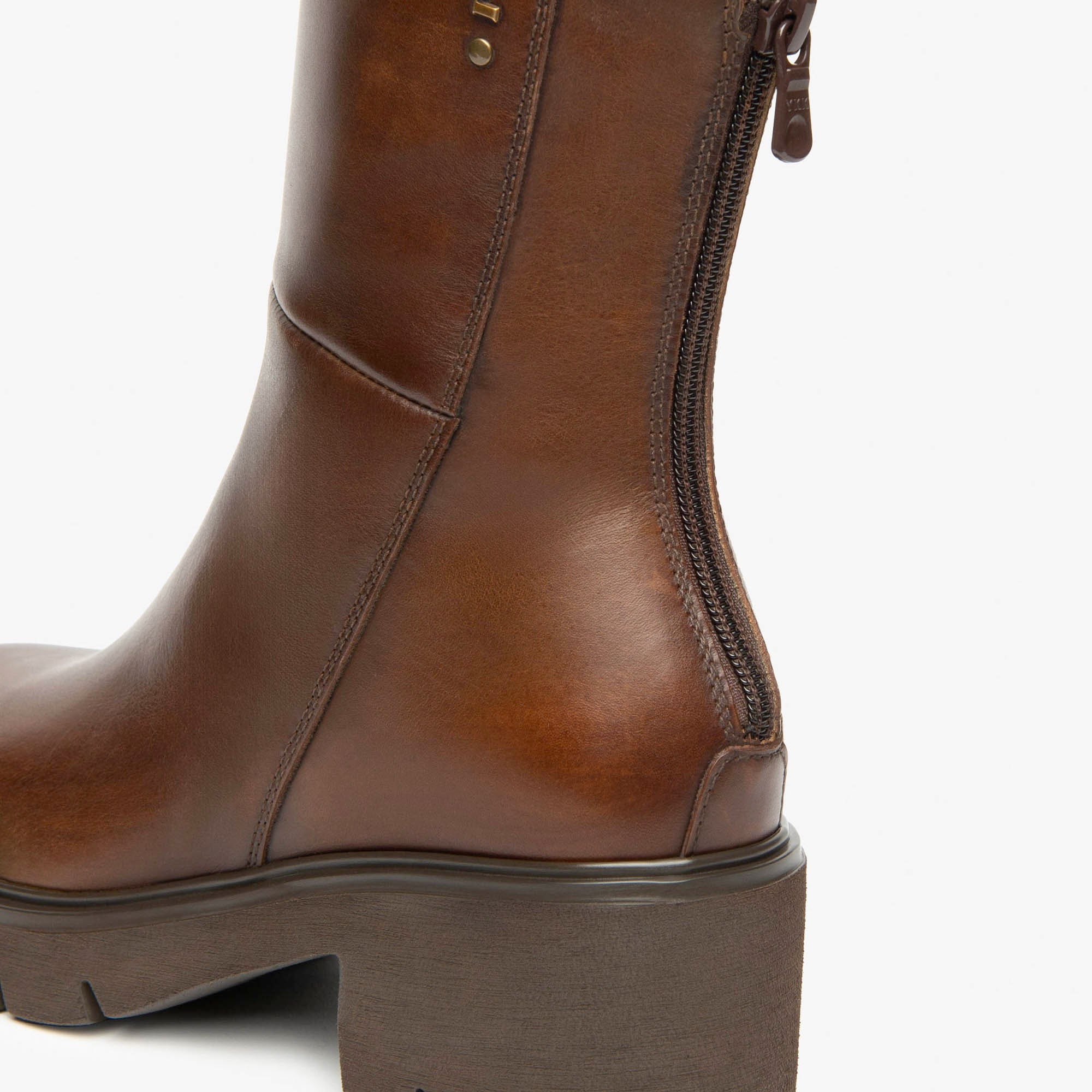 DELAVATO_EVA_URBANA_MARRONE_0_I514819D_412_Image_3