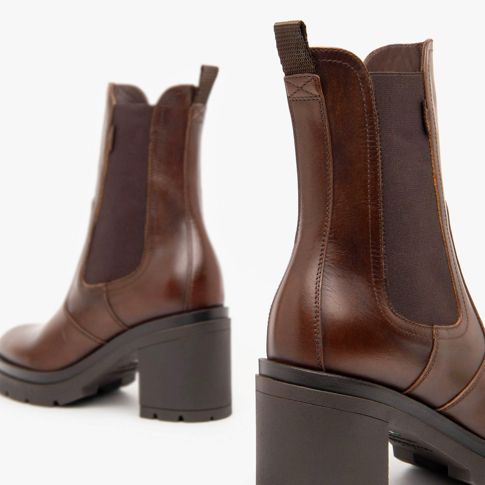 DELAVATO_TR_VARSAVIA_8003_LIG_I411961D_412_Image_4