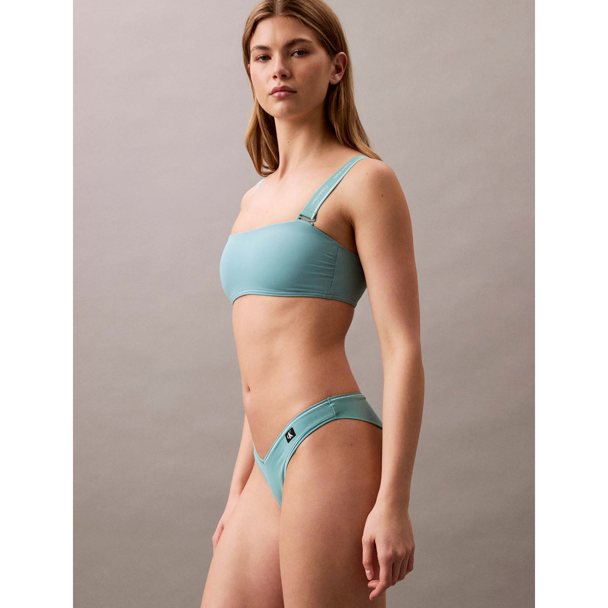 DELTA_BIKINI_KW0KW02350_L65_Image_4