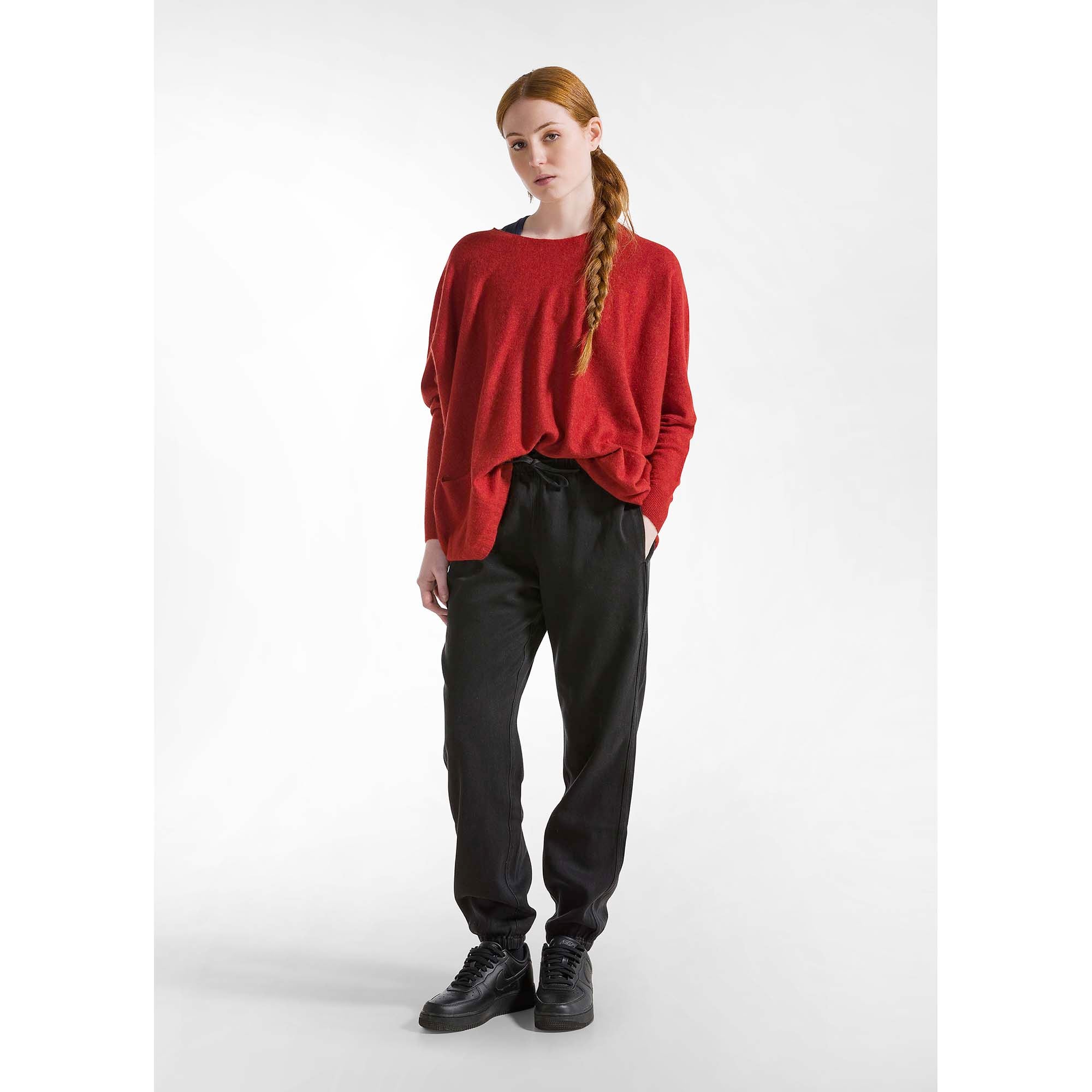 DENIM_LYOCELL_JOGGER_PANTS_A00629_10009_Image_2