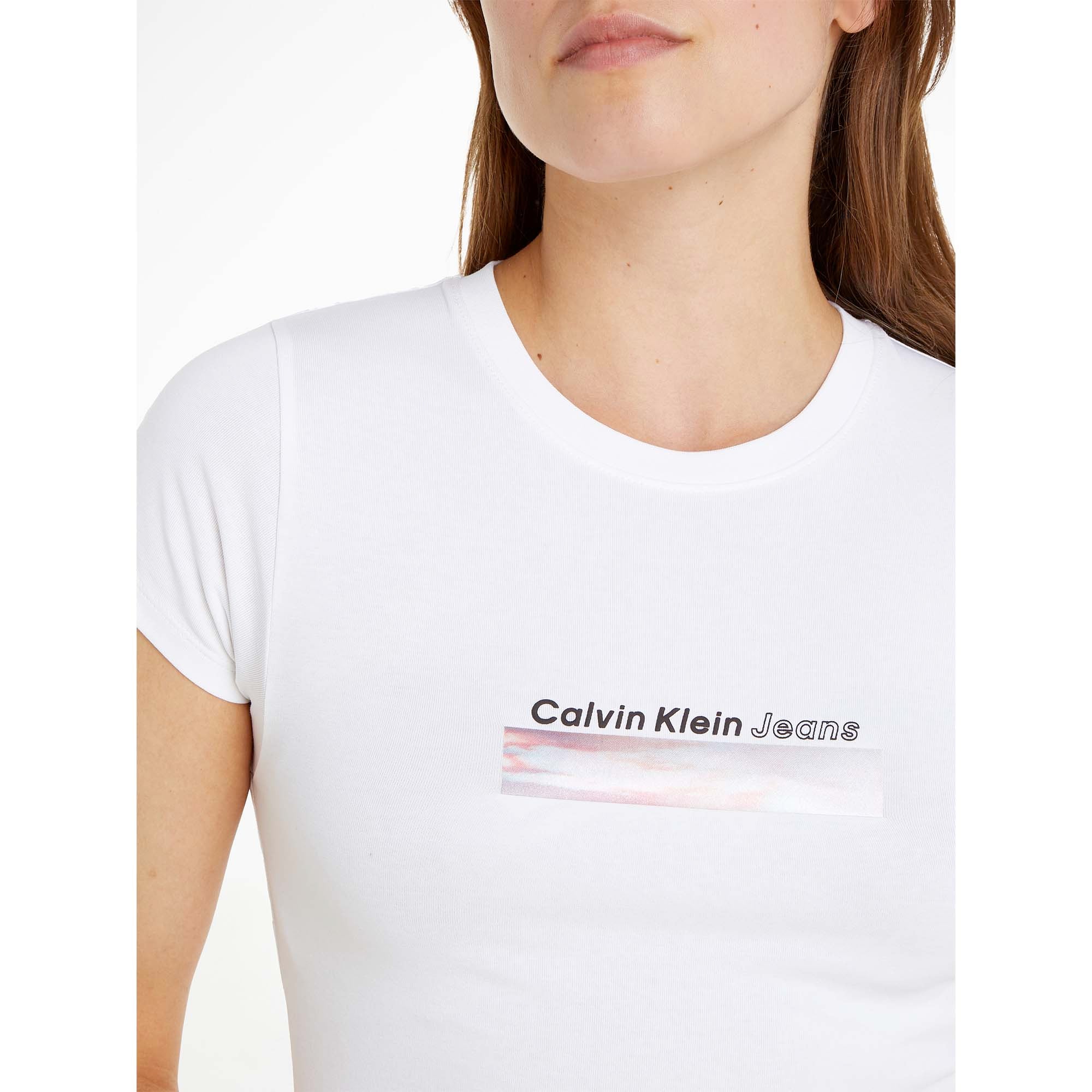 DIFFUSED_BOX_FITTED_J20J223167_YAF_Image_4