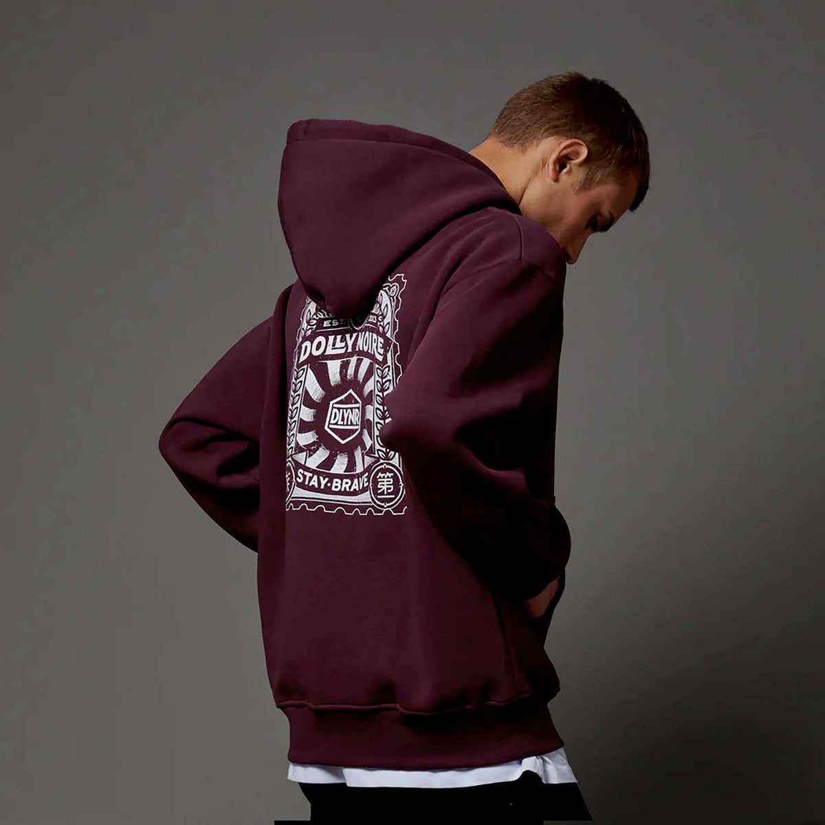 DLYNR_STAMP_ZIP_HOODIE_SW1013GZ_03_Image_4