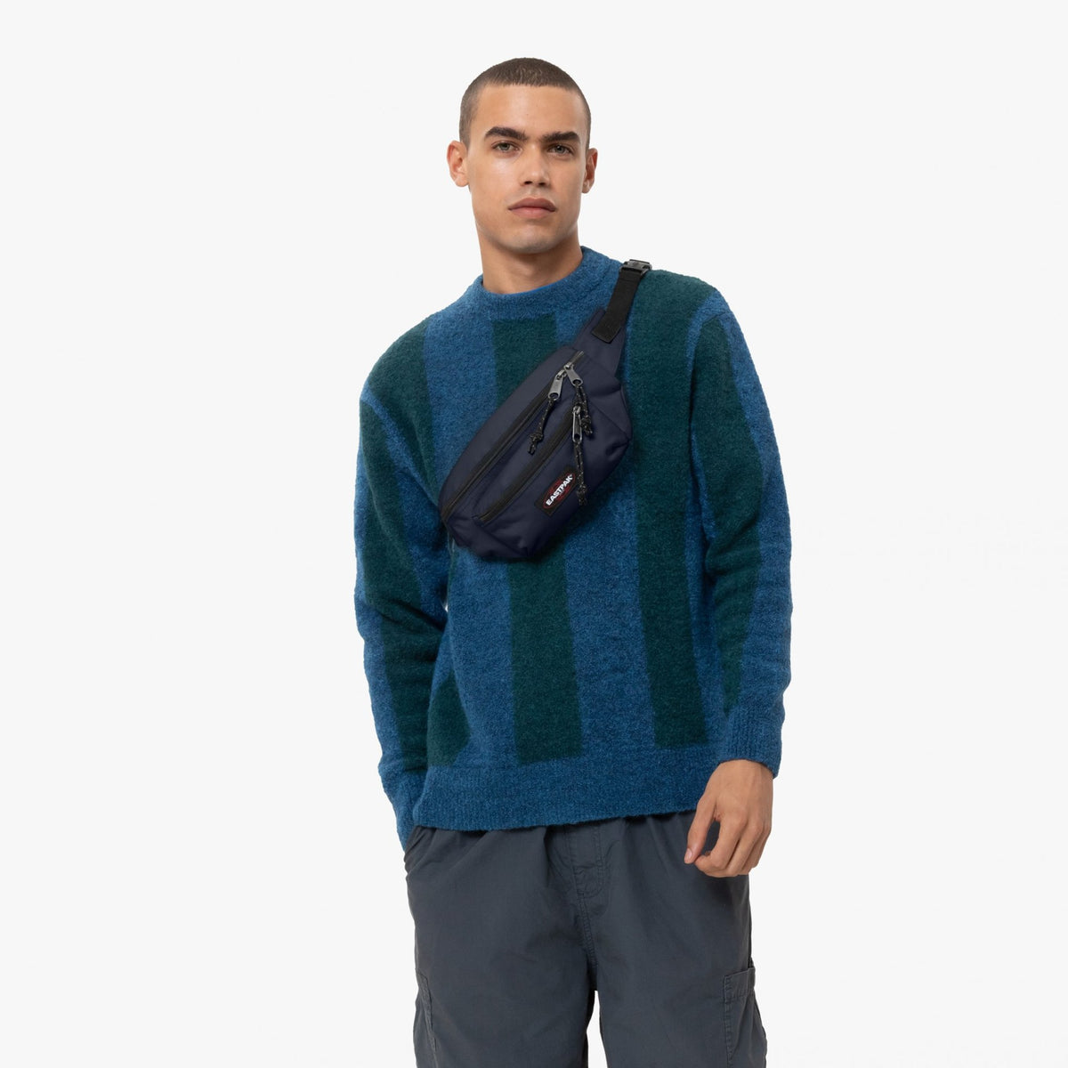DOGGY_BAG_EK000073_L83_Image_2