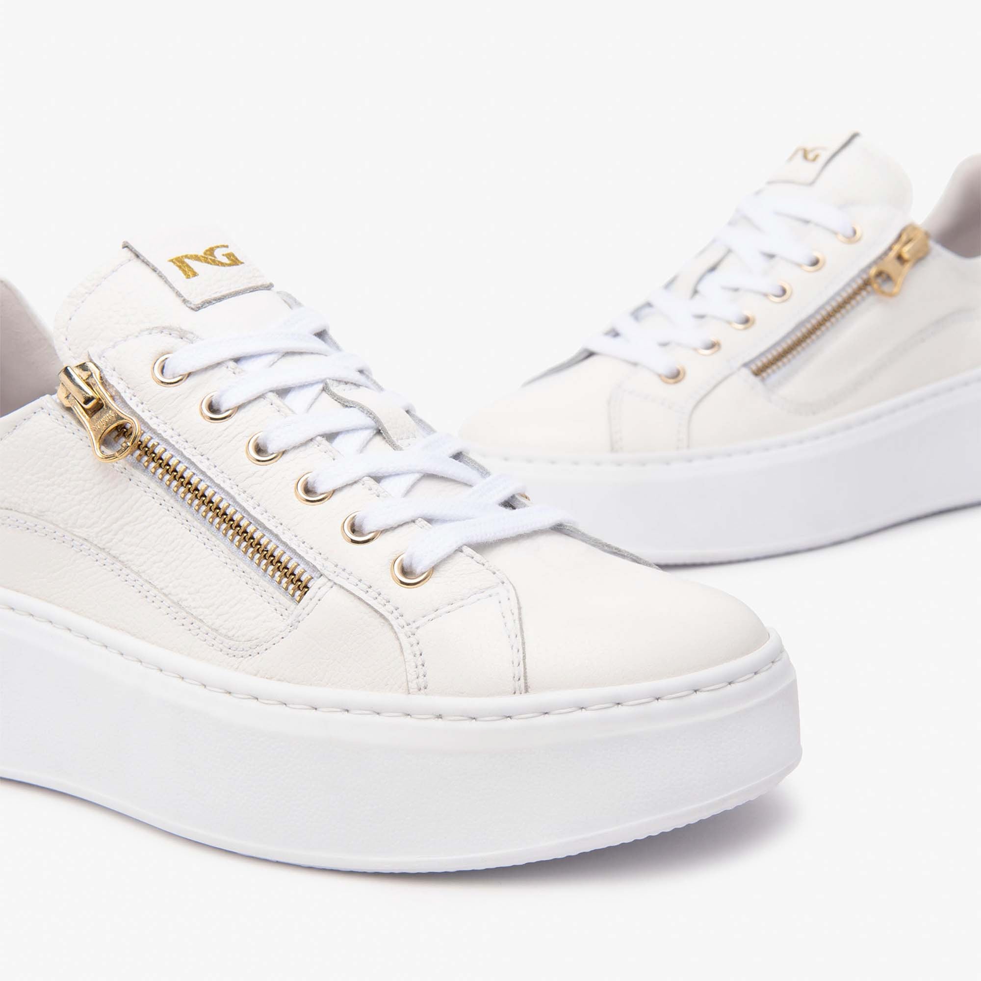 DOLLARINO_BIANCO_TGLITTER_GR910514_PUGUATEMALA_E513081D_707_Image_3