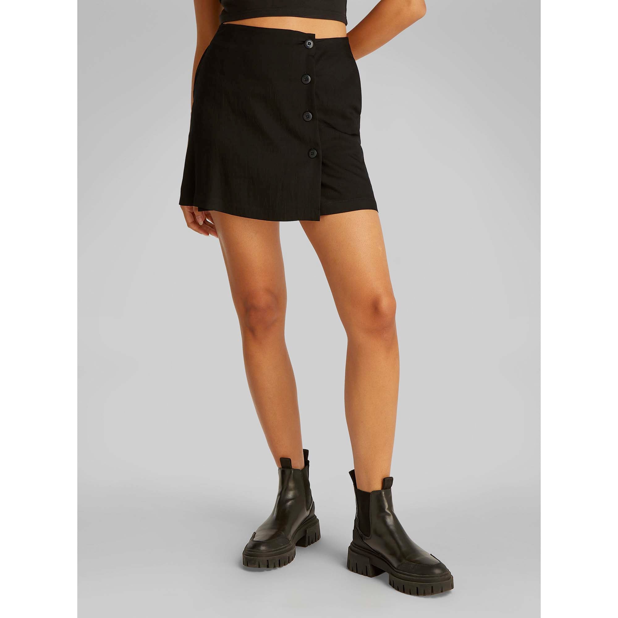 ECOVERO_NYLON_WRAP_S_J20J225328_BEH_Image_2