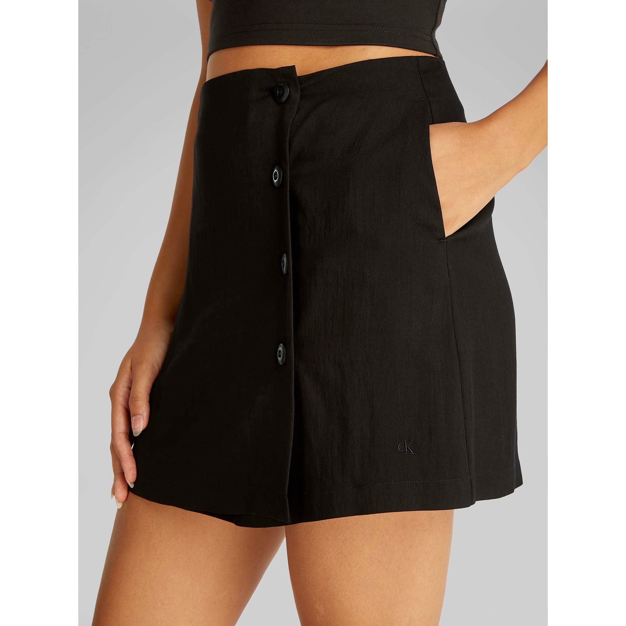 ECOVERO_NYLON_WRAP_S_J20J225328_BEH_Image_5