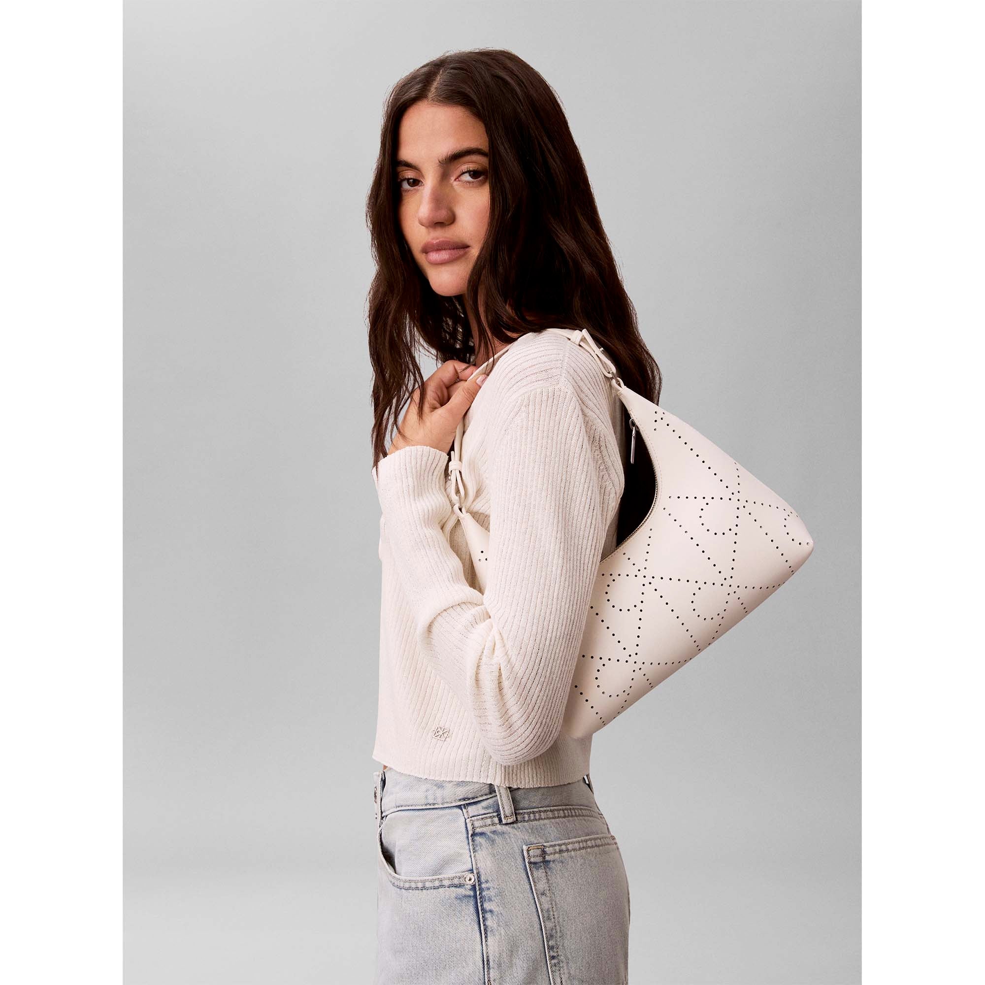 EMBLEM_AOP_PERFOR_LTHR_BAG_LV04F3367G_4LX_Image_3